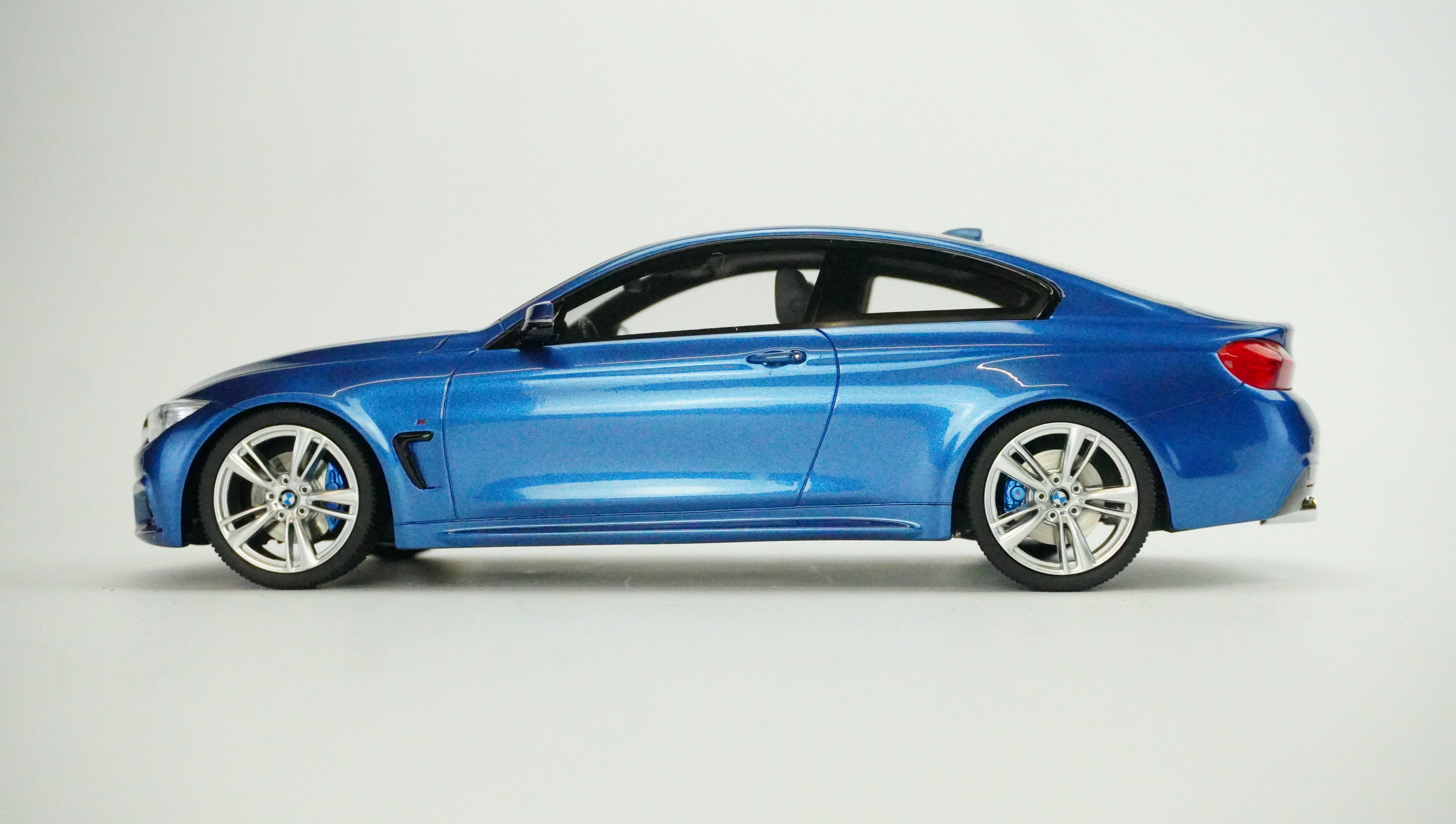 BMW M435i Limited 1:18