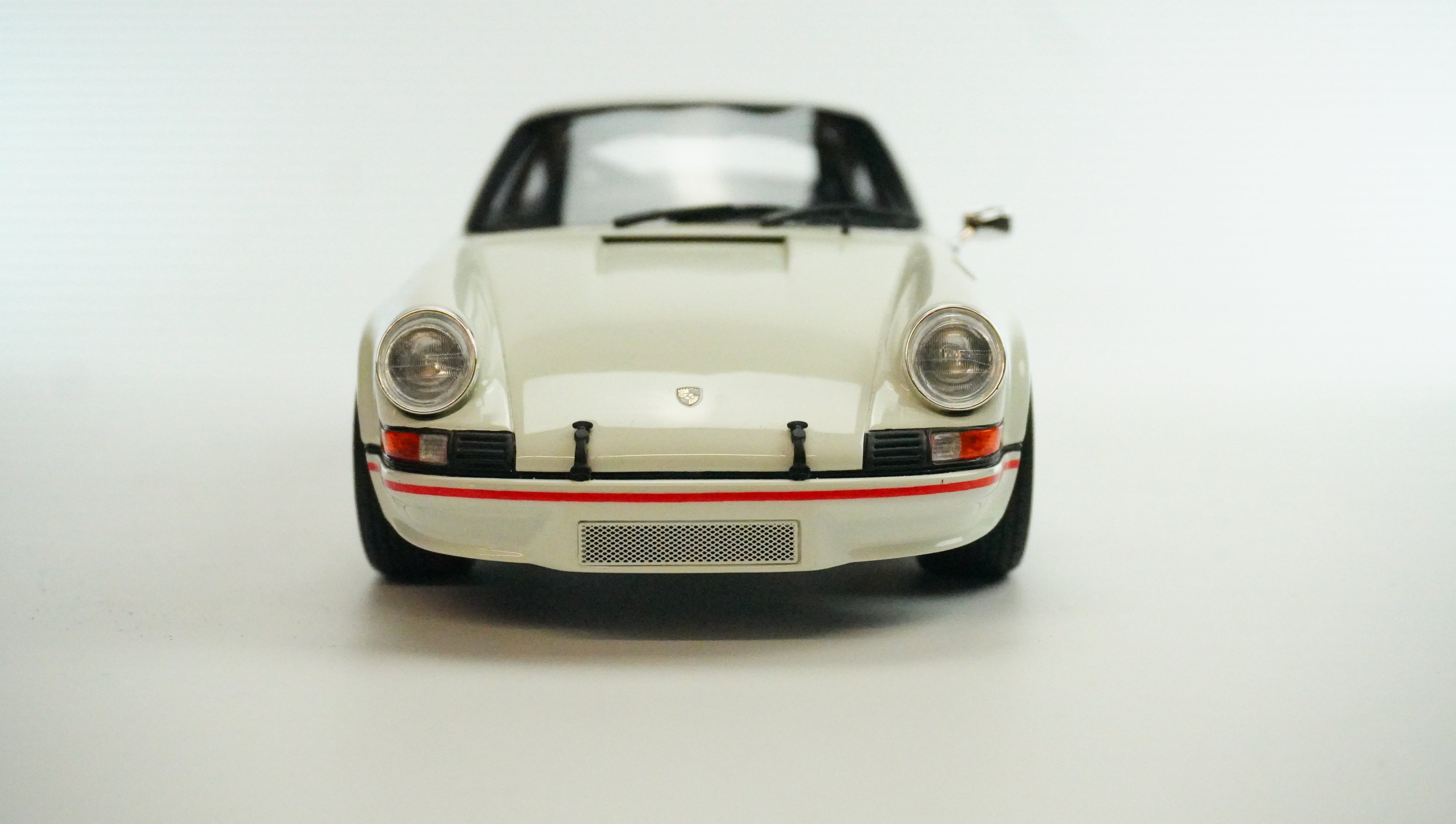 Porsche 911 2.8 RSR Limited 1:18