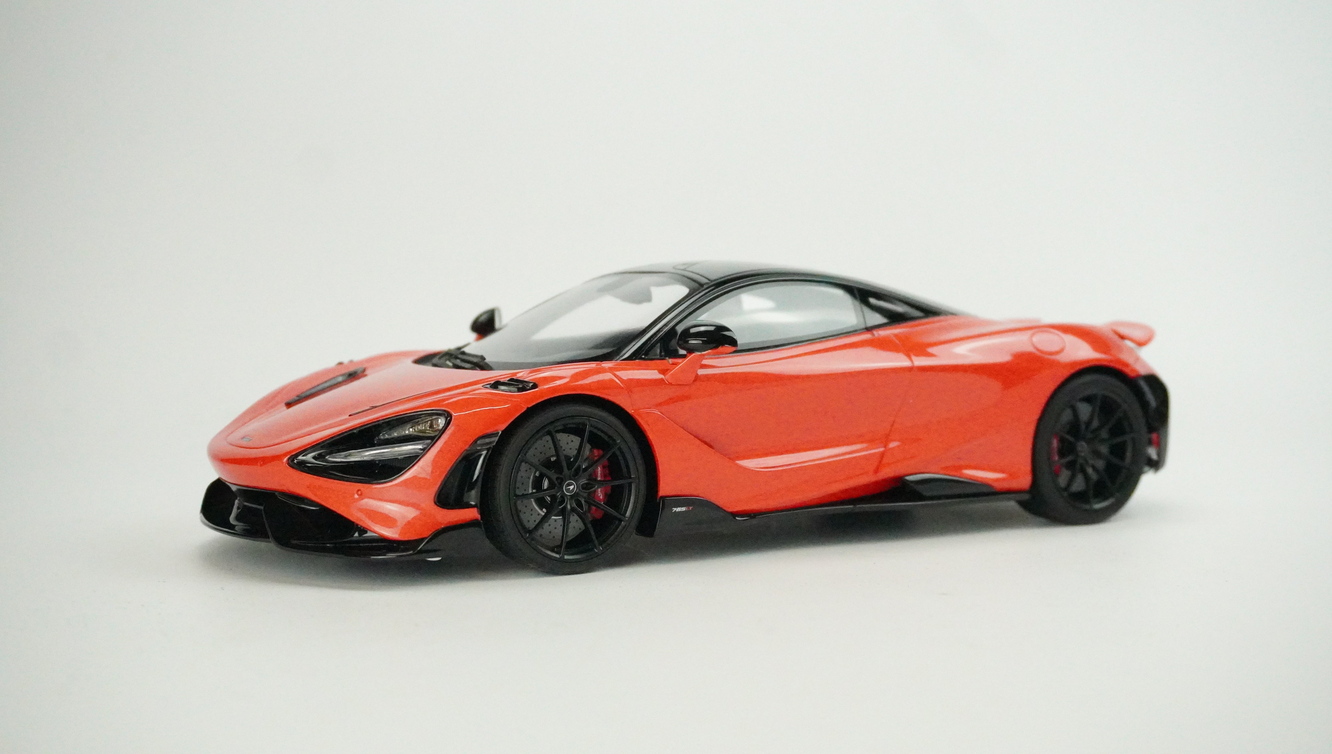 McLaren 765 LT Limited 1:18