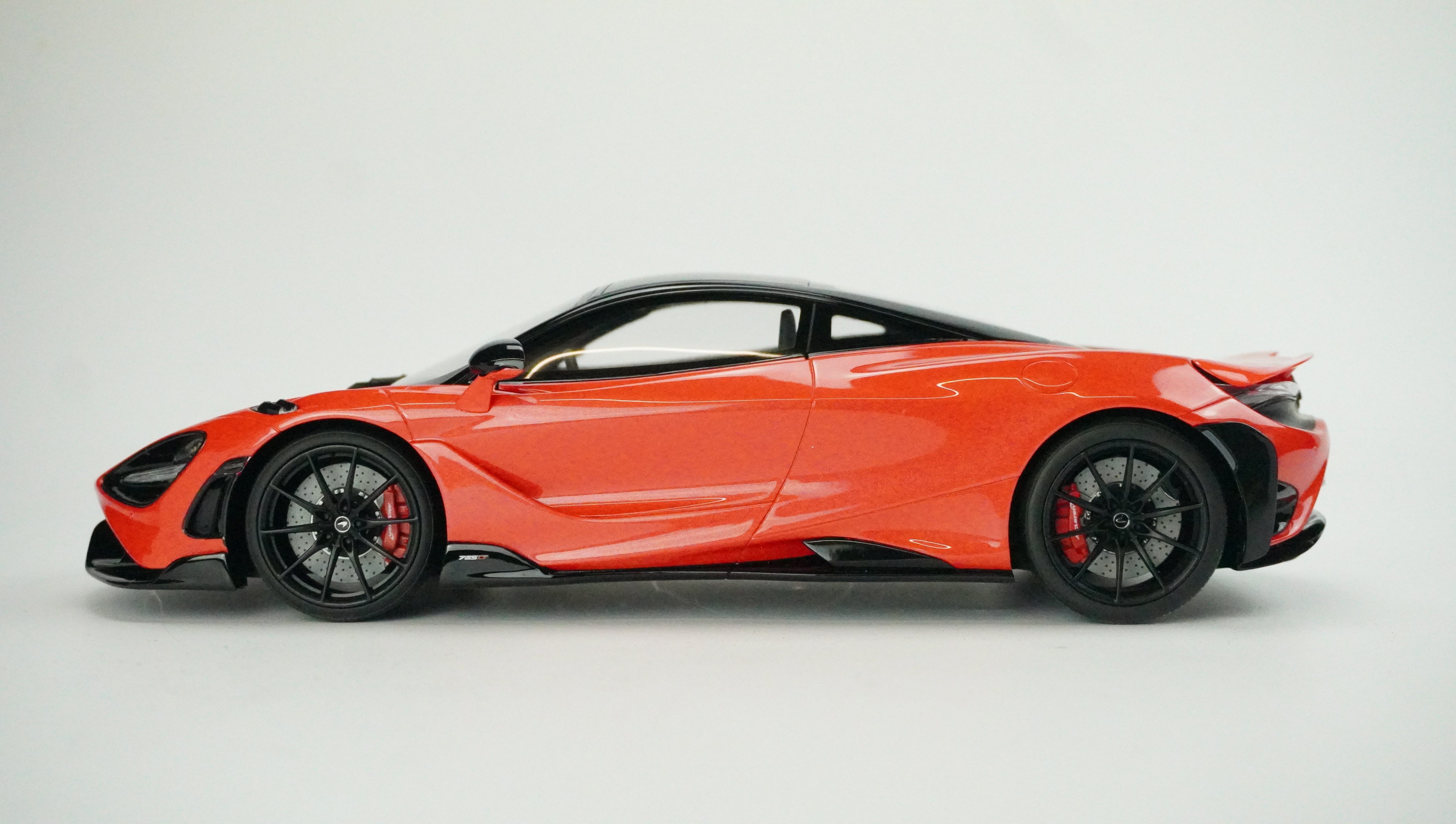 McLaren 765 LT Limited 1:18