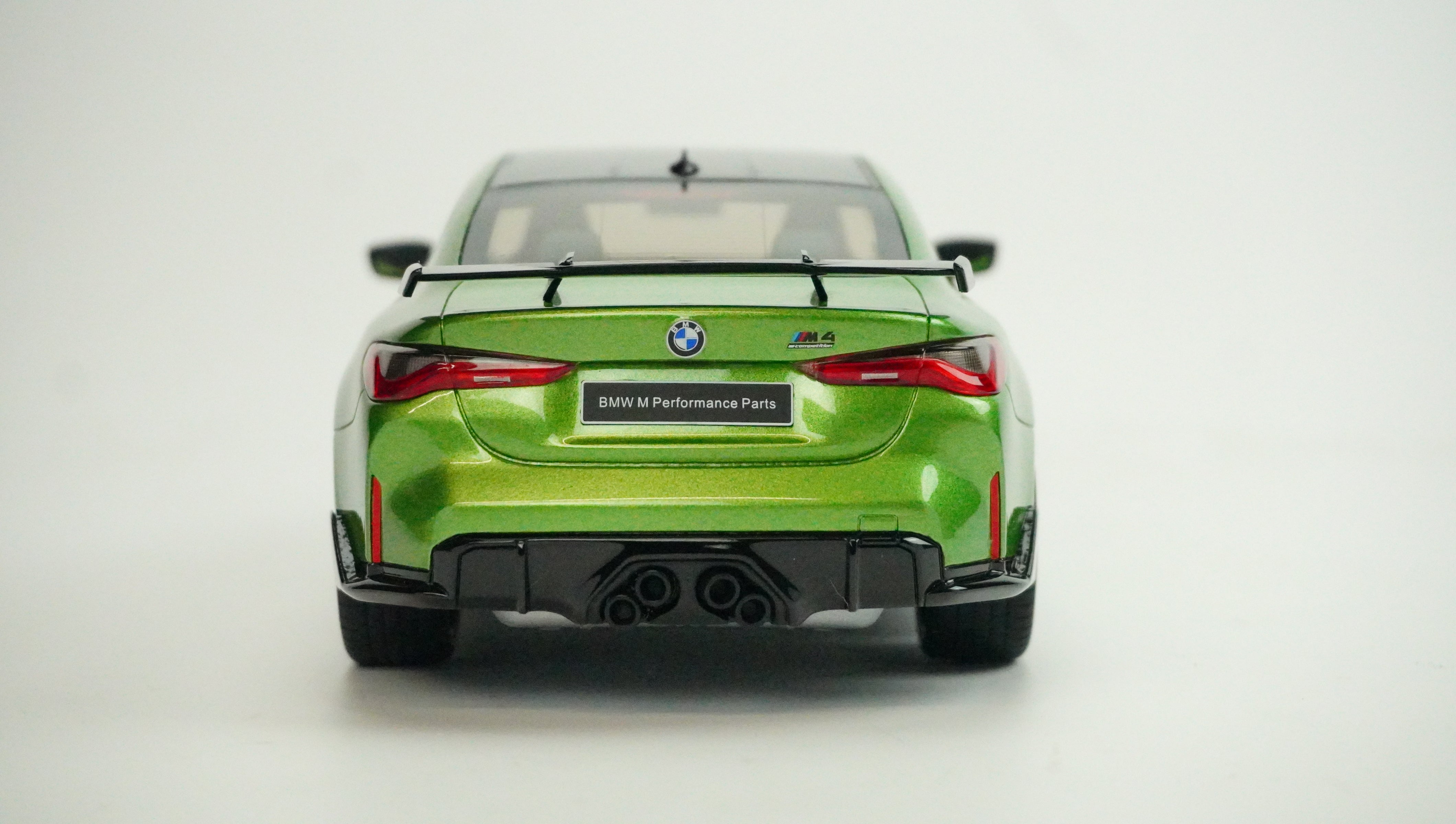 BMW M4 (G82) Competition M Performance Limited 1:18