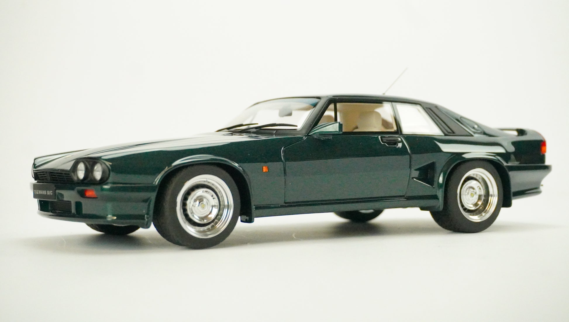edler Jaguar Oldtimer grün 