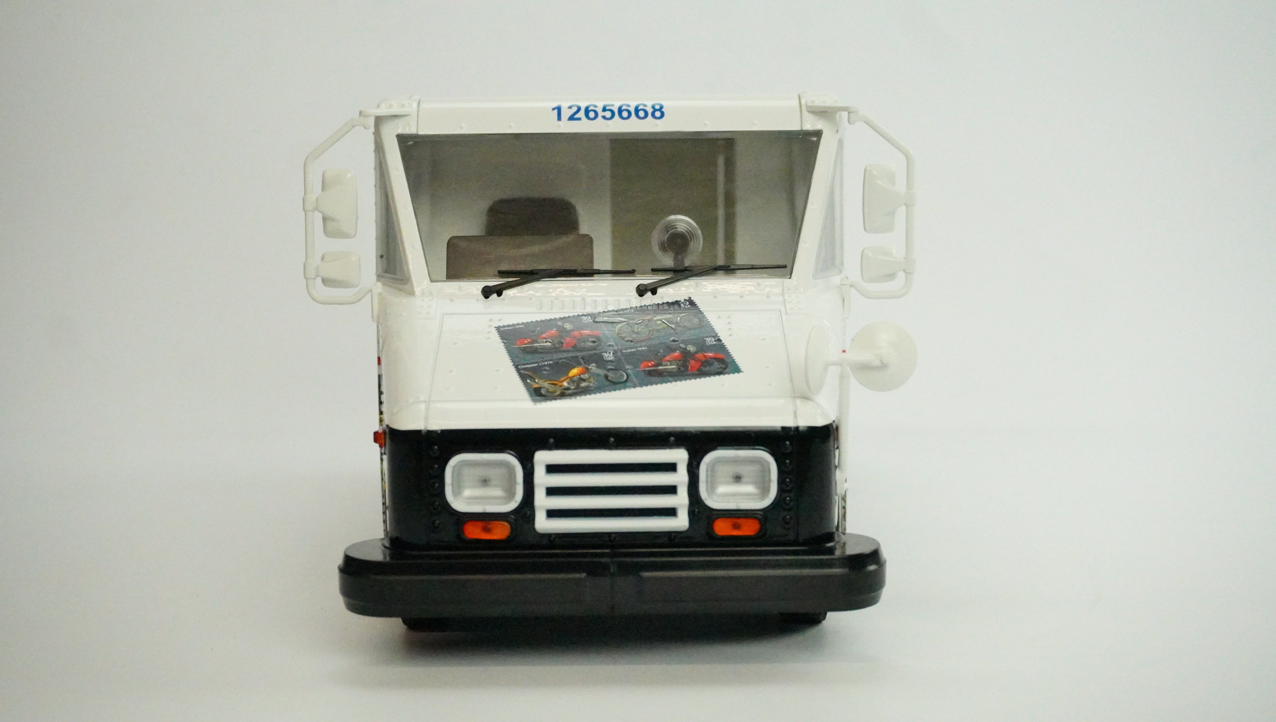 Long Life US Postal Service 1:18