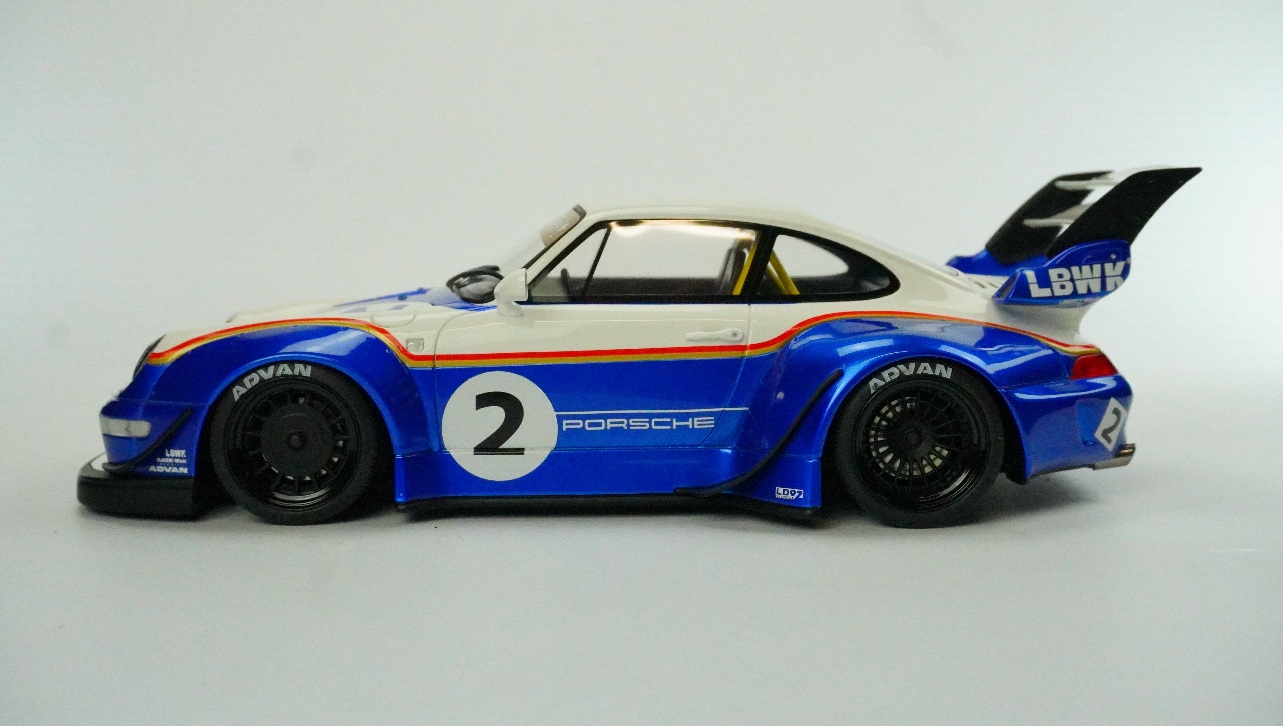 Porsche RWB X Liberty Walk R-Nr.2 Limited 1:18