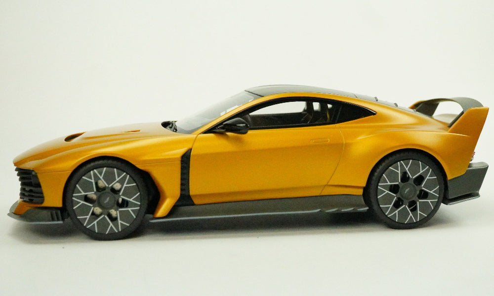Limited Gold Aston Martin Sammlung