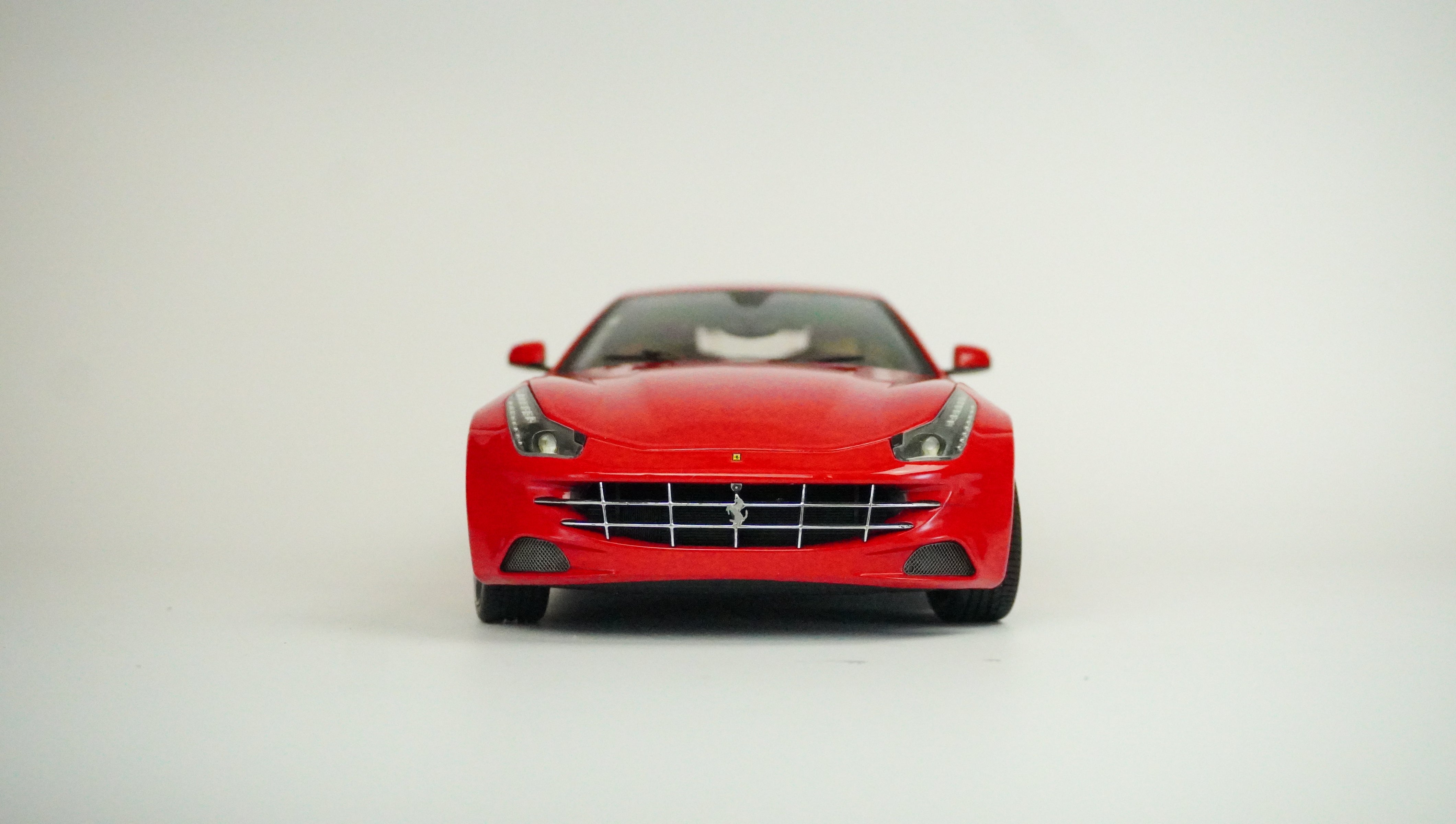 Ferrari FF Limited 2011 1:18