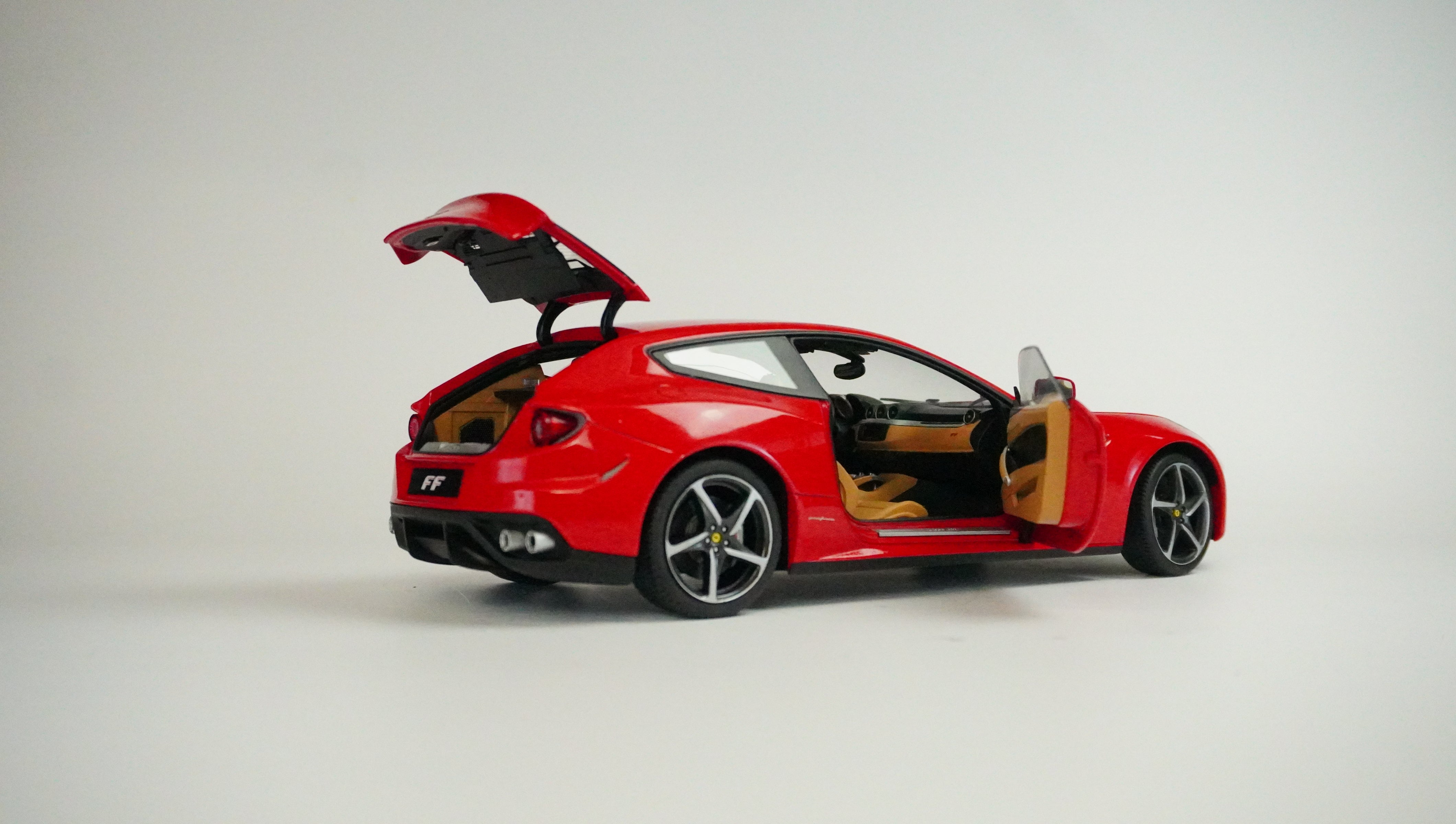Ferrari FF Limited 2011 1:18