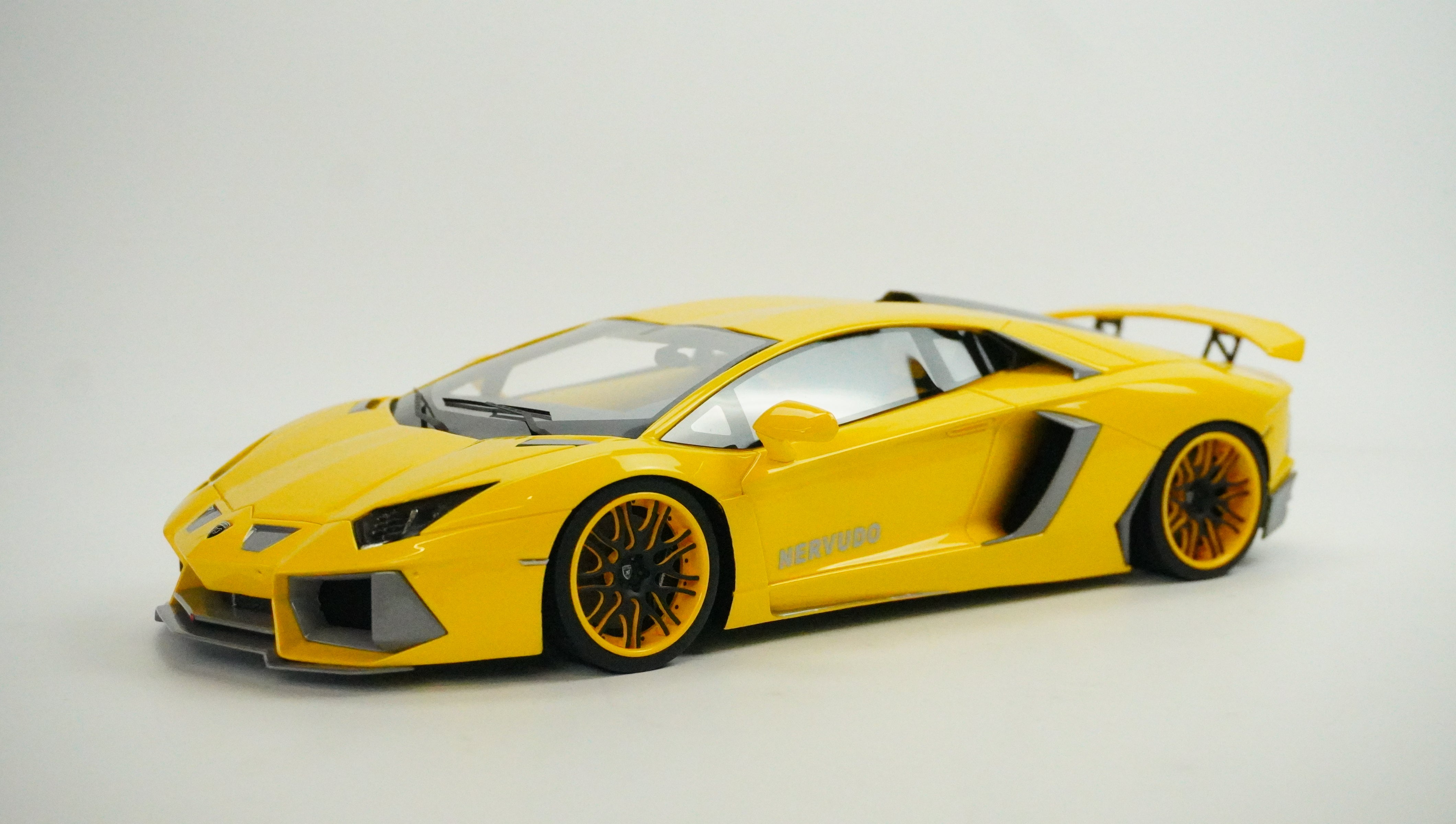 Lamborghini Nervudo Limited (without box) 2025 1:18