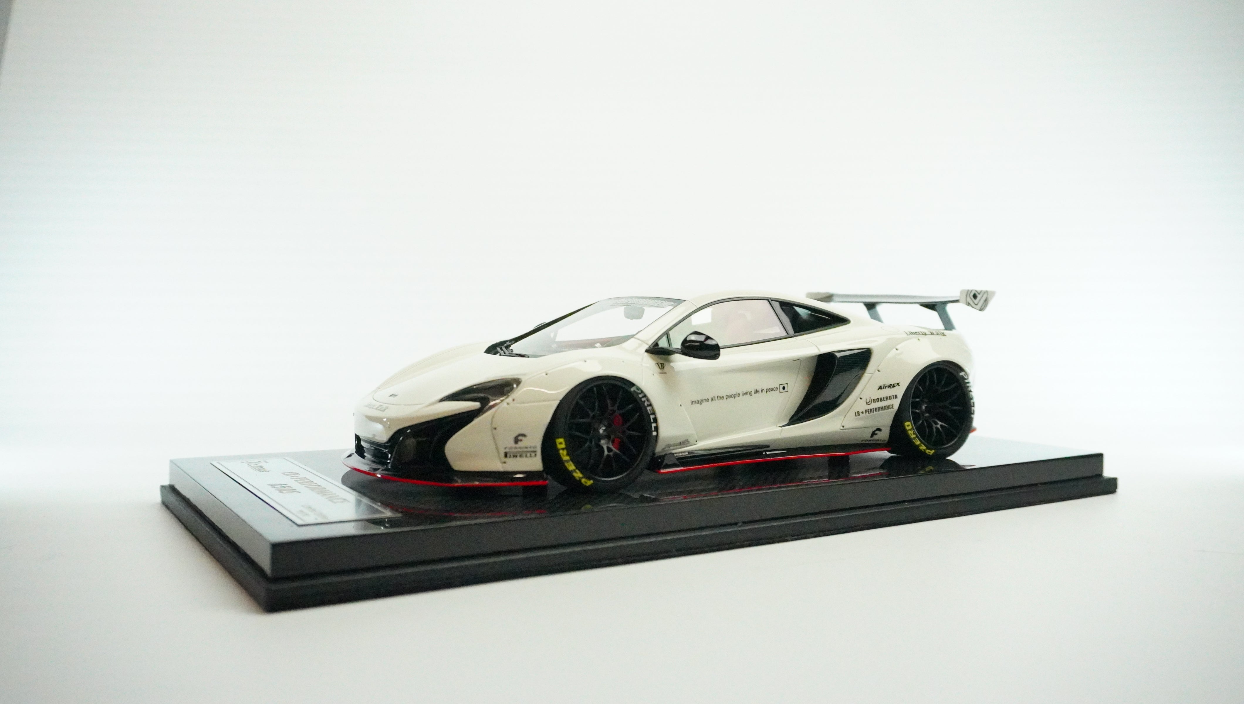 McLaren 650S LB-Works Limited (incl. Showcase) 1:18