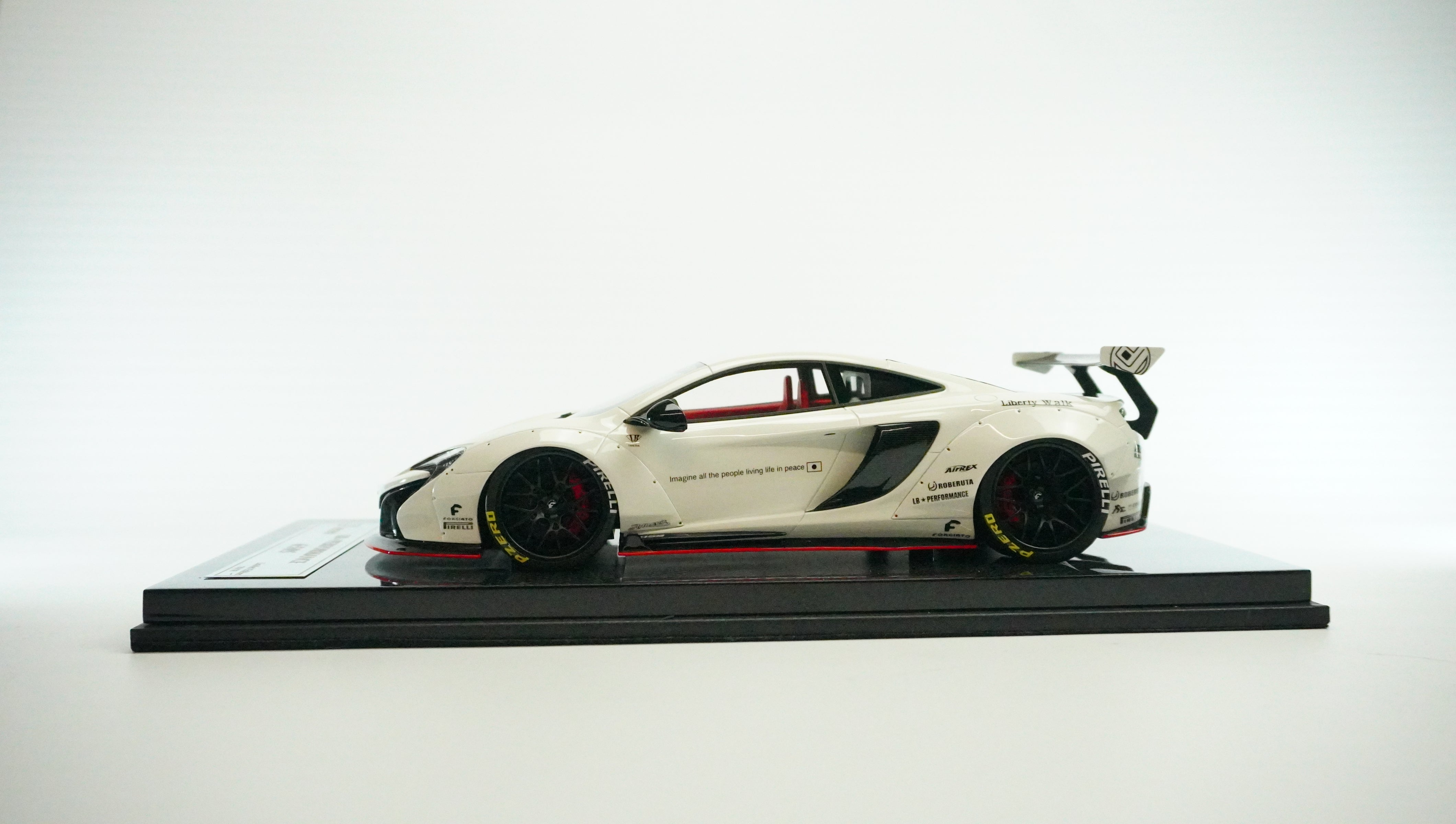 McLaren 650S LB-Works Limited (incl. Showcase) 1:18