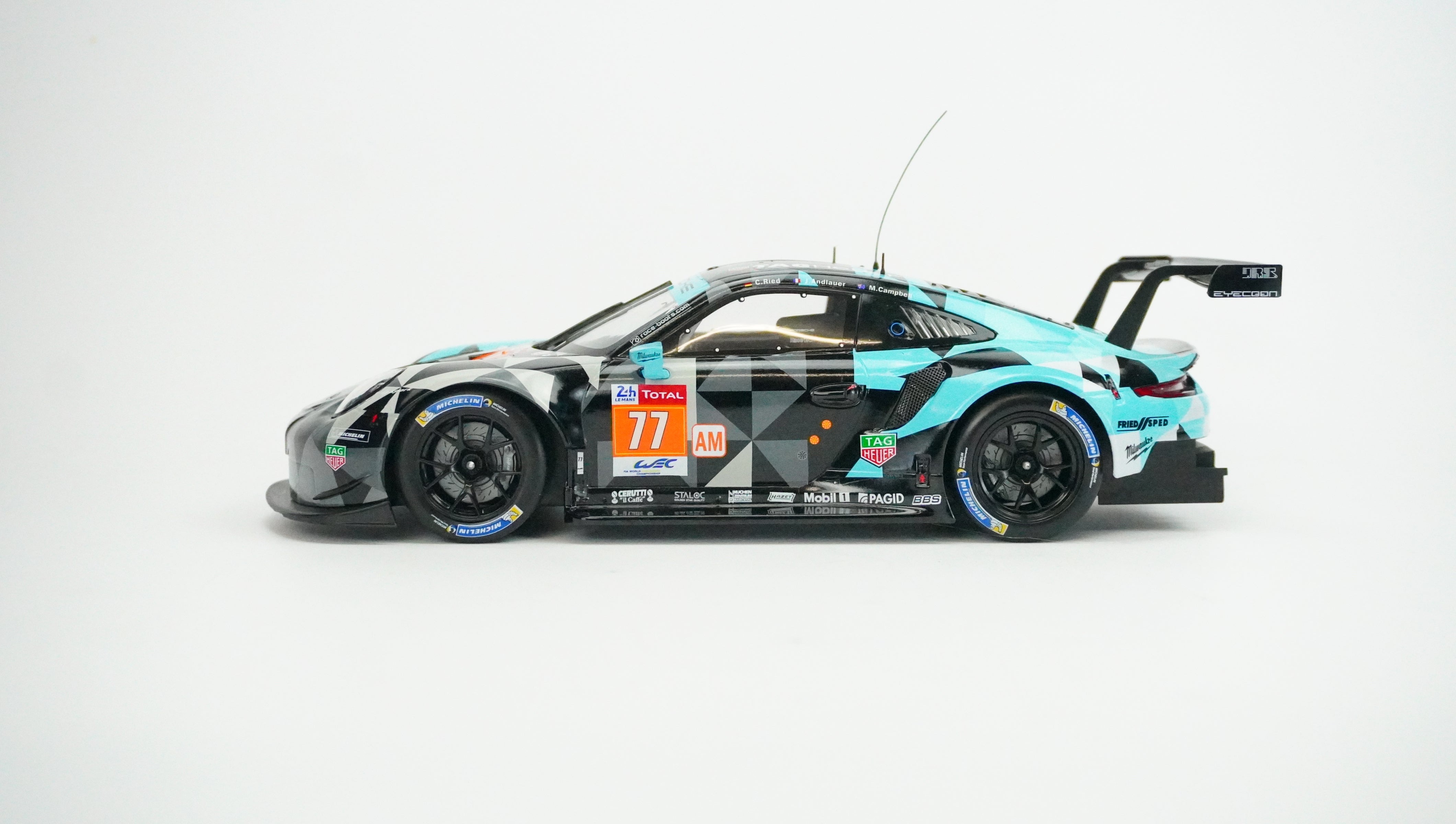 Porsche 911 RSR Racing #77 1:18