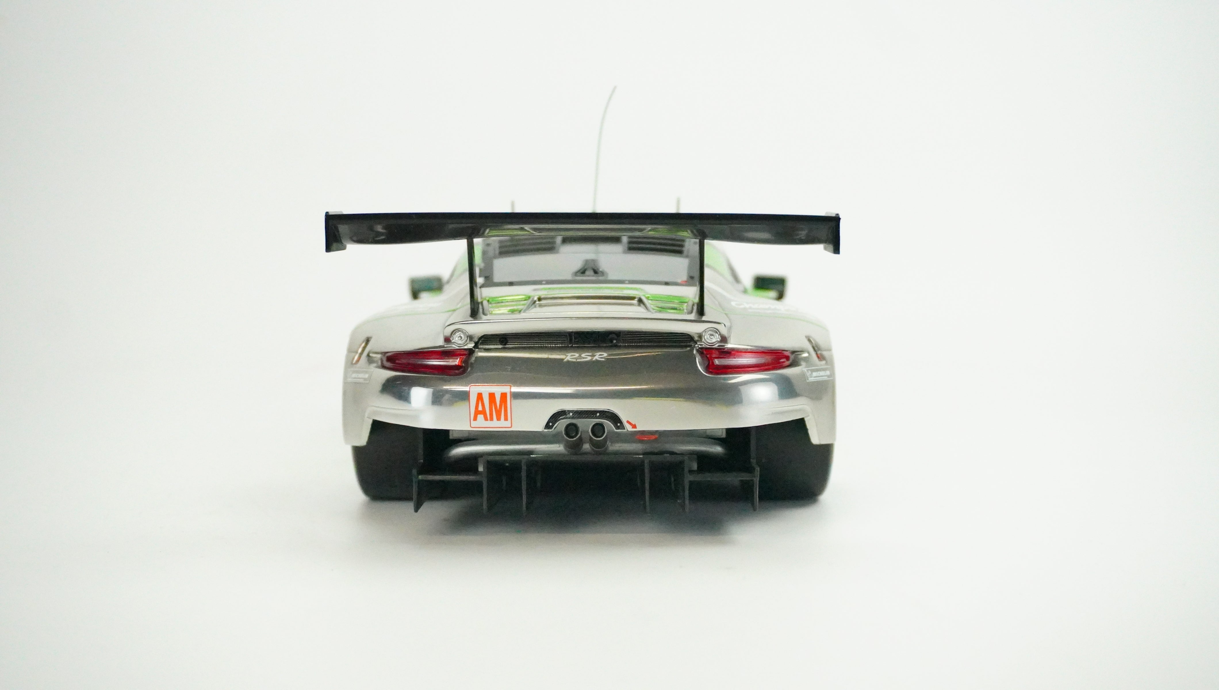 Porsche 911 RSR Nr.99 1:18