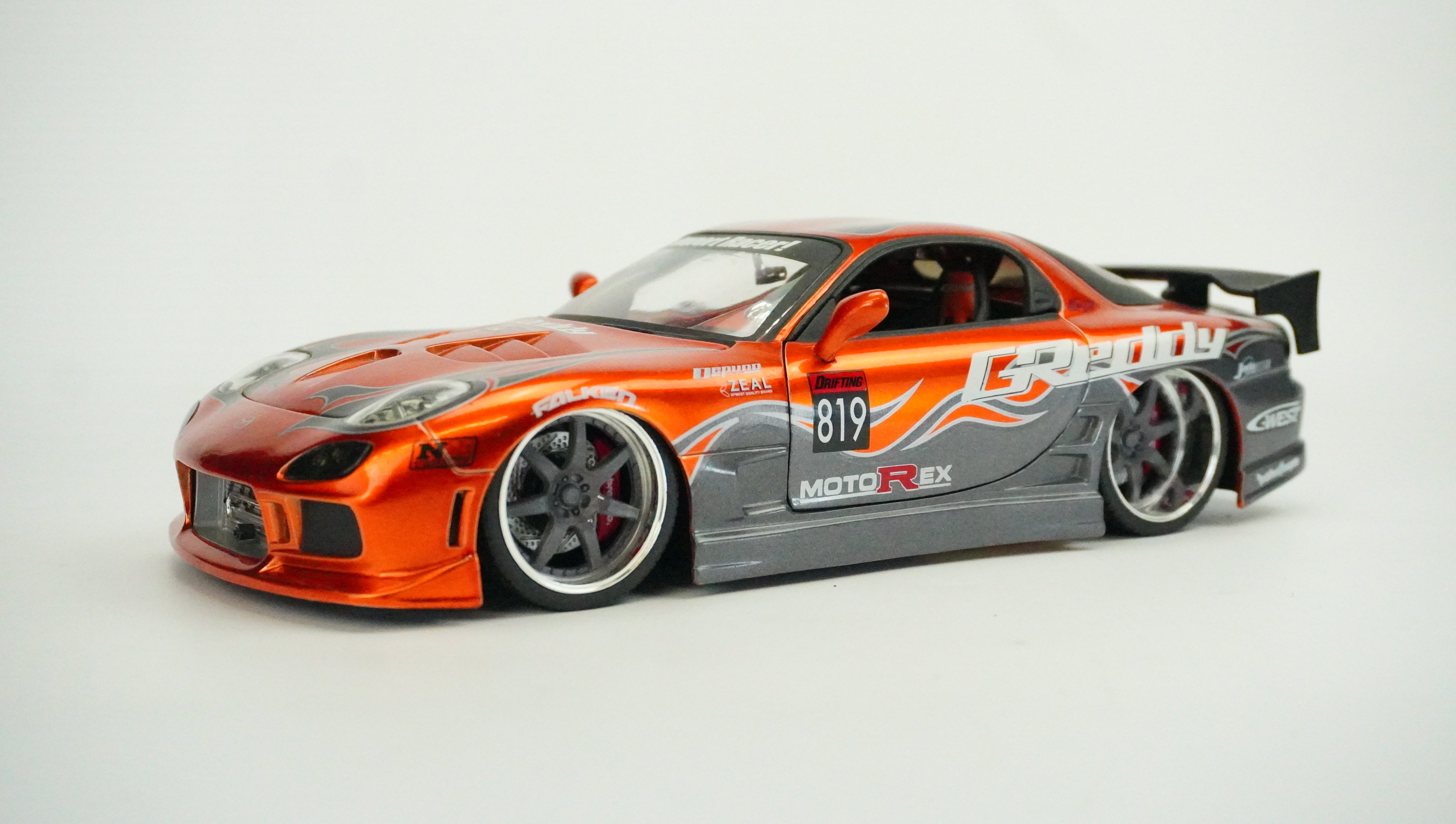 Mazda RX-7 Racing No. 819 (without box) 1:18