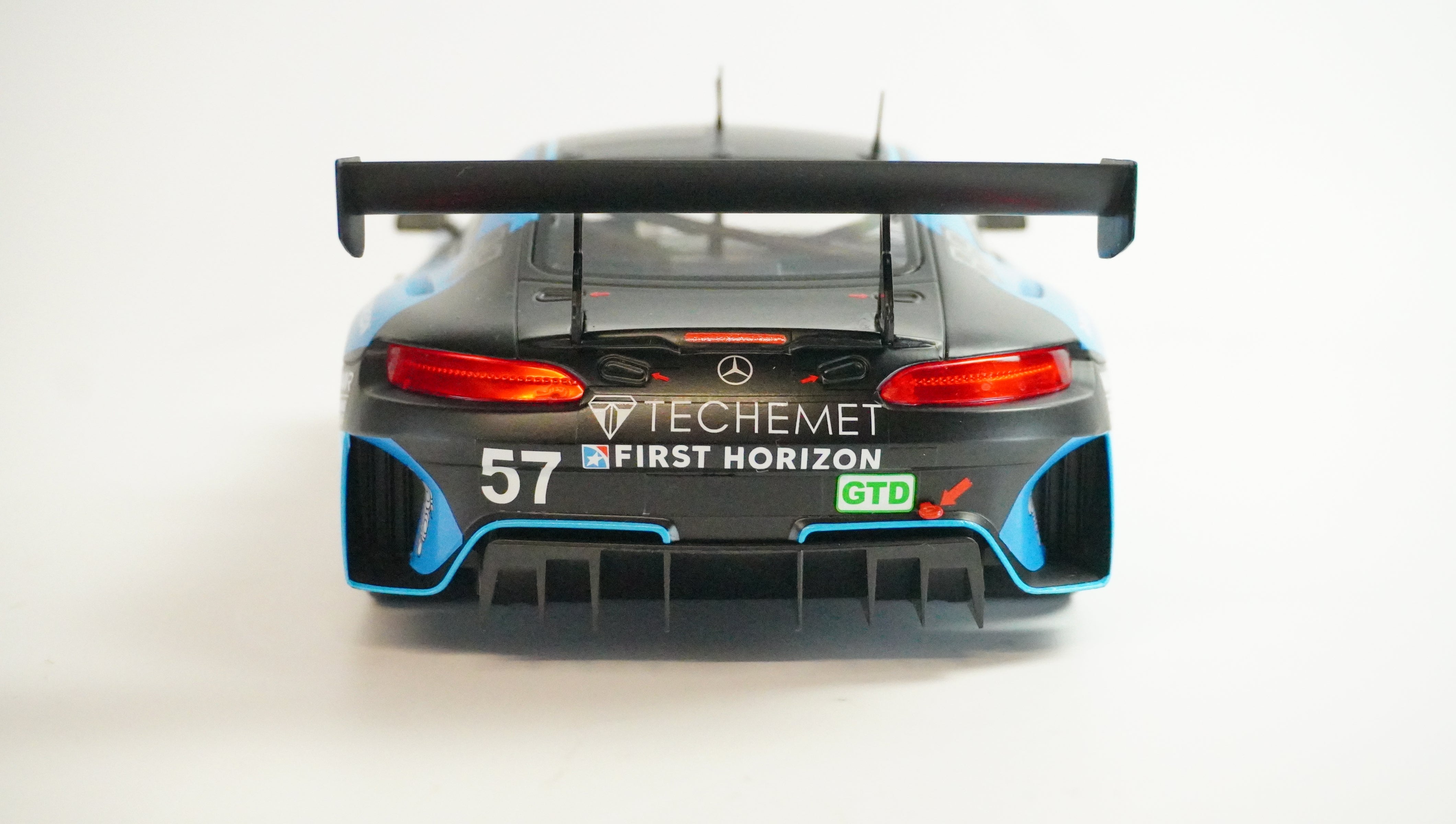Mercedes Benz AMG GT3 Racing No. 57 2021 1:18