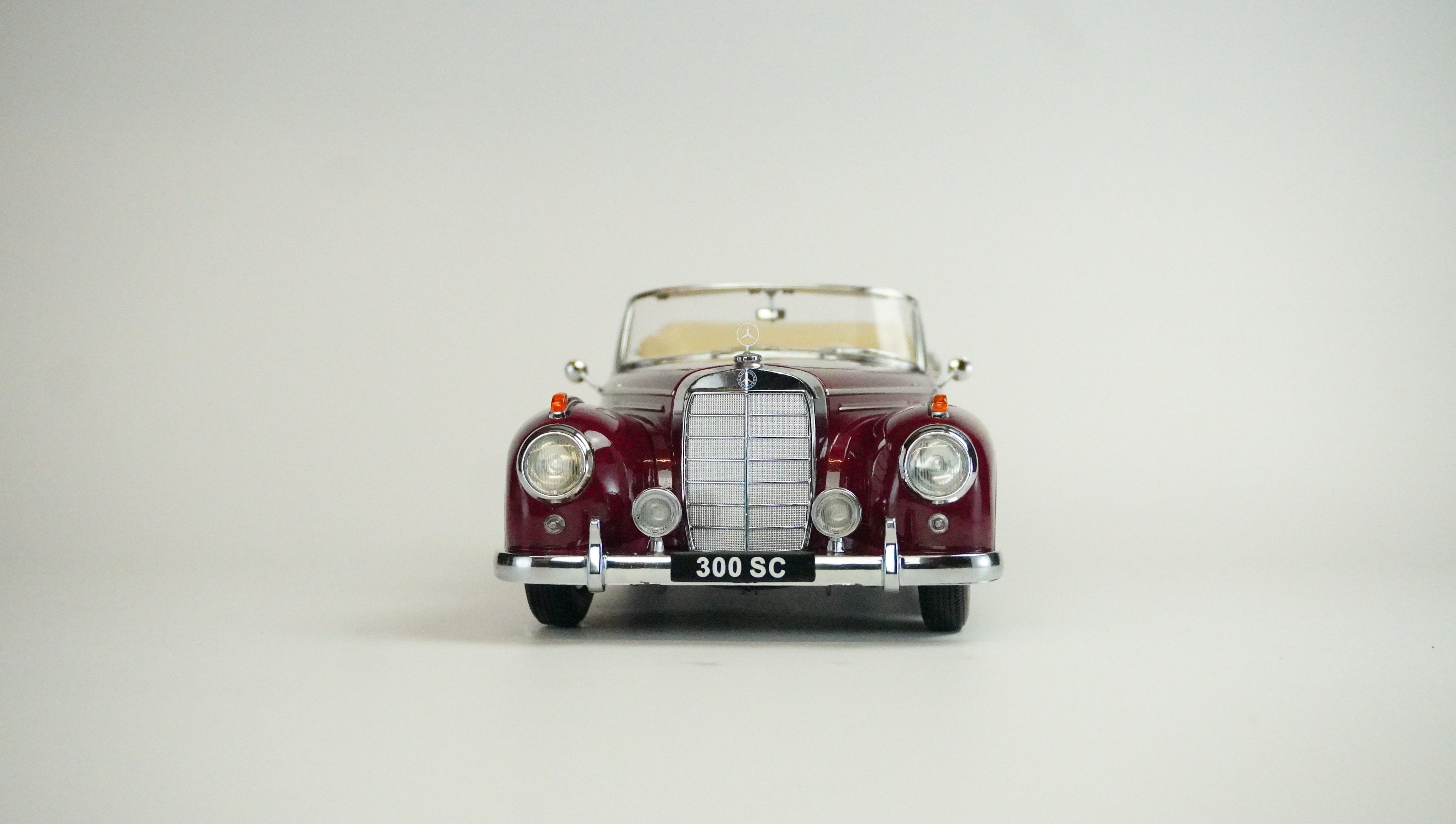 Mercedes Benz 300 SC Cabrio 1:18