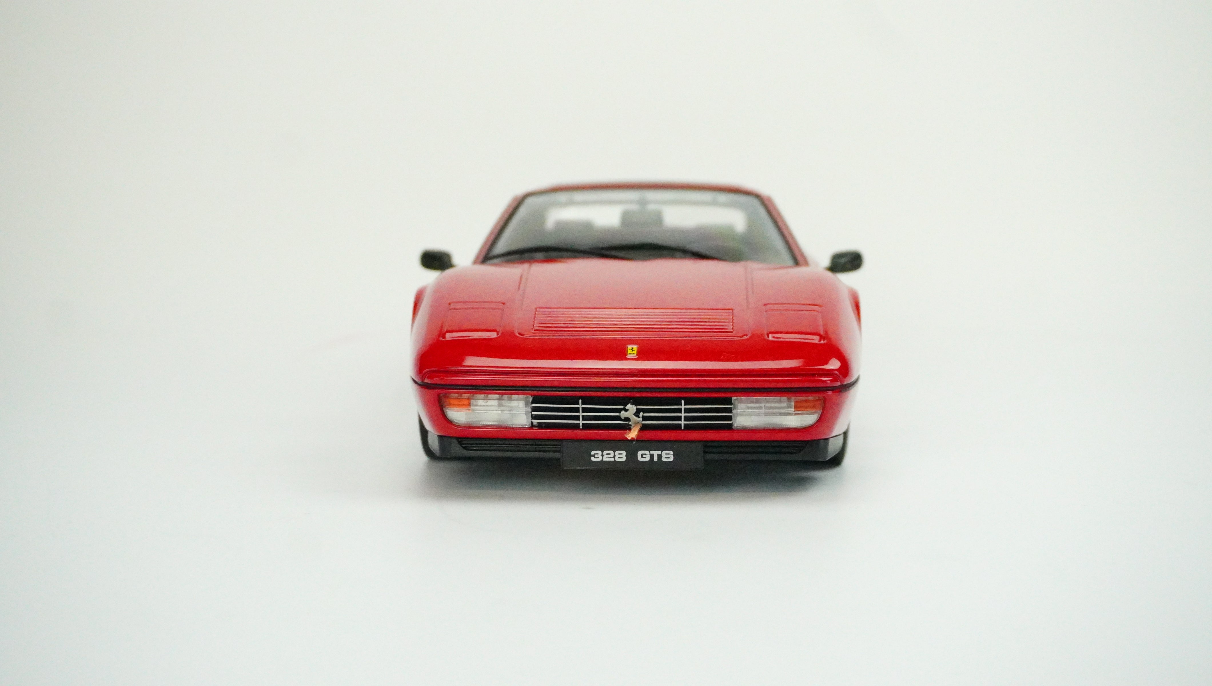 Ferrari 328 GTS Spider 1:18