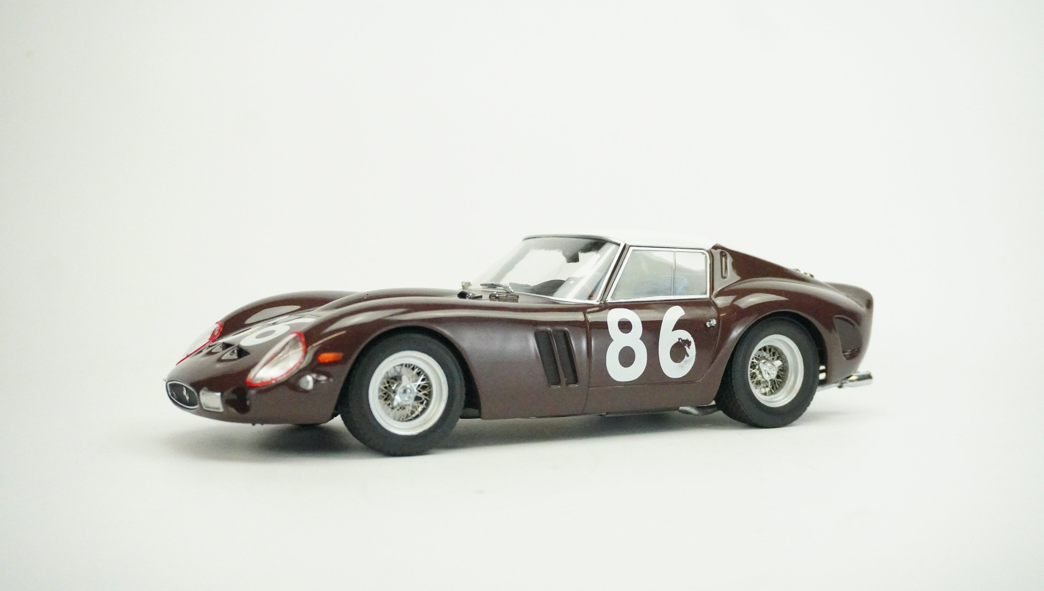 Ferrari 250 GTO Nr.86 (ohne Box) 1:18