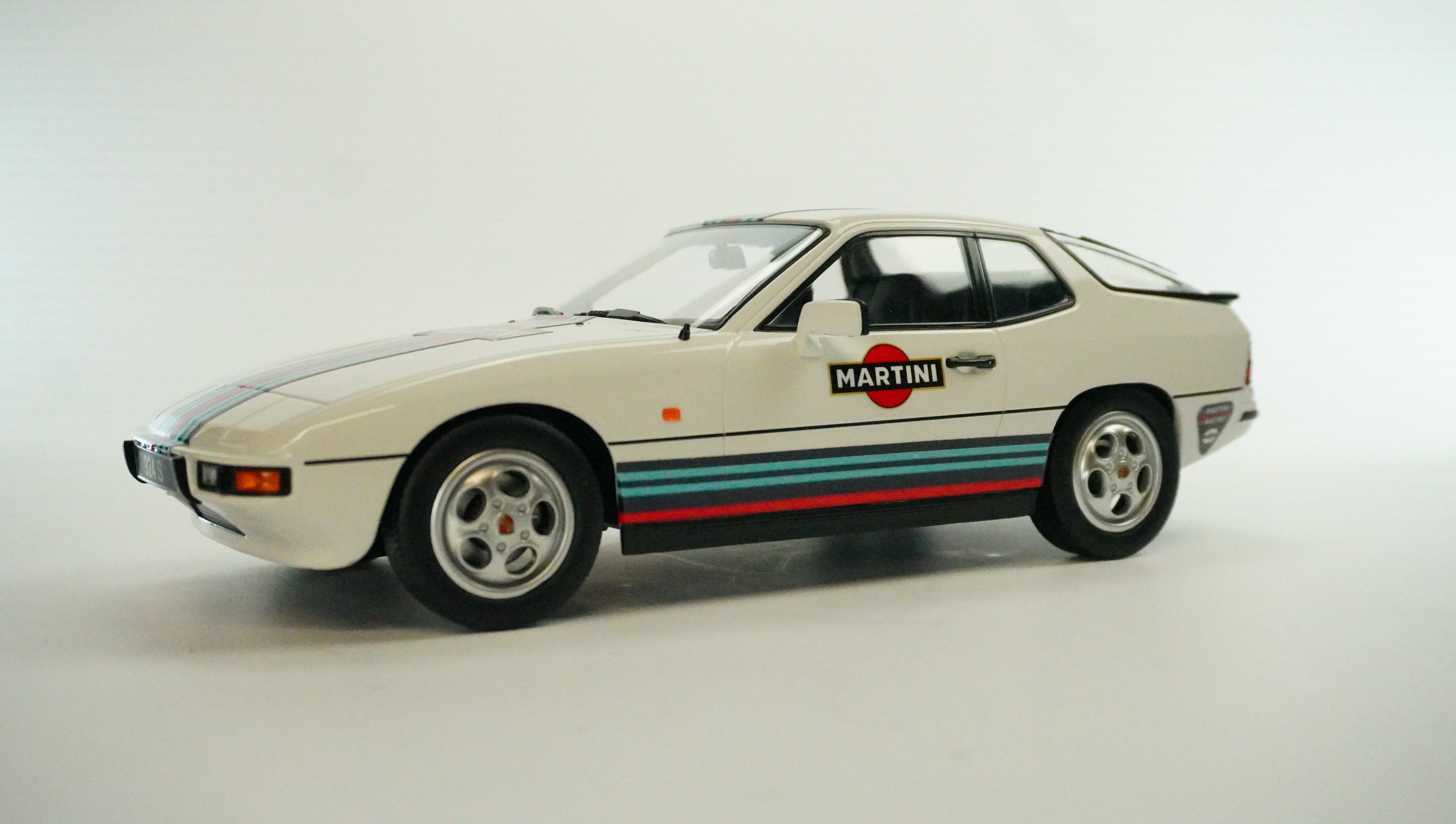 Porsche 924 S Martini Rarity 1986 1:18