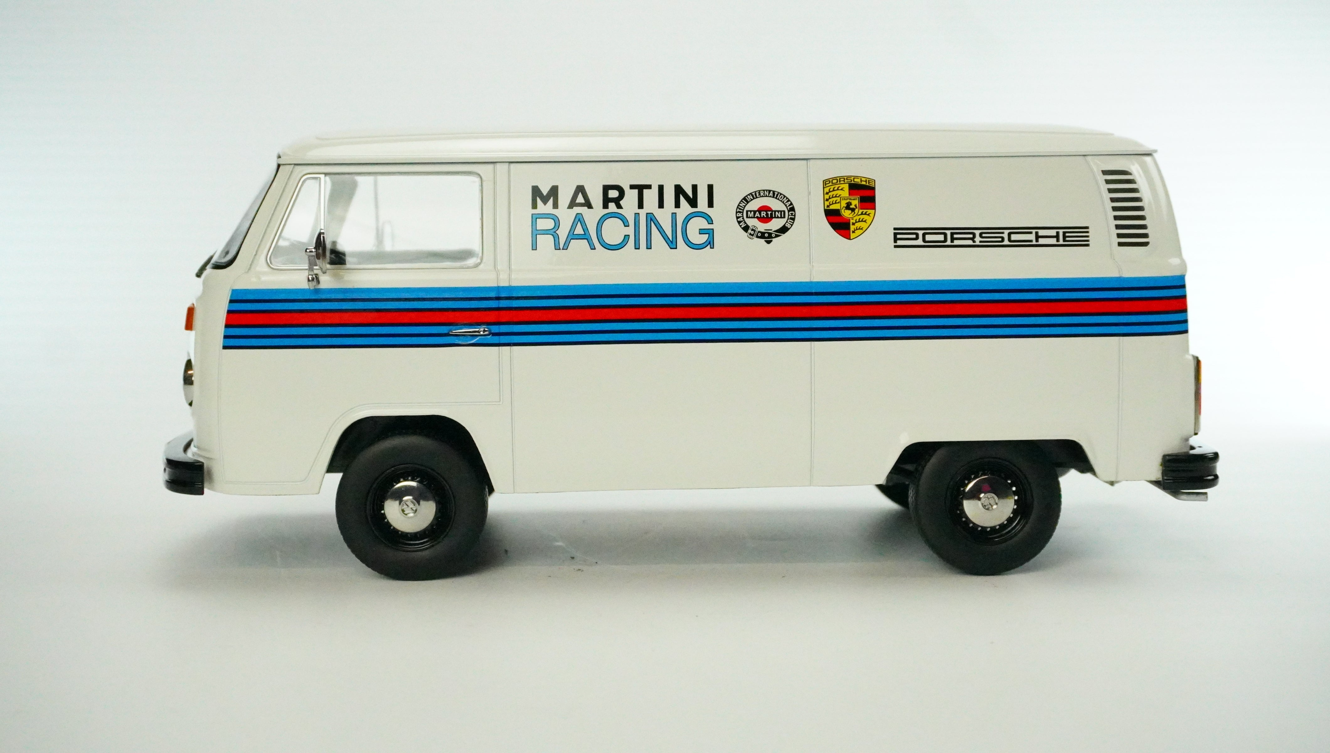 VW Golf T2b Transporter Martini 1972 1:18