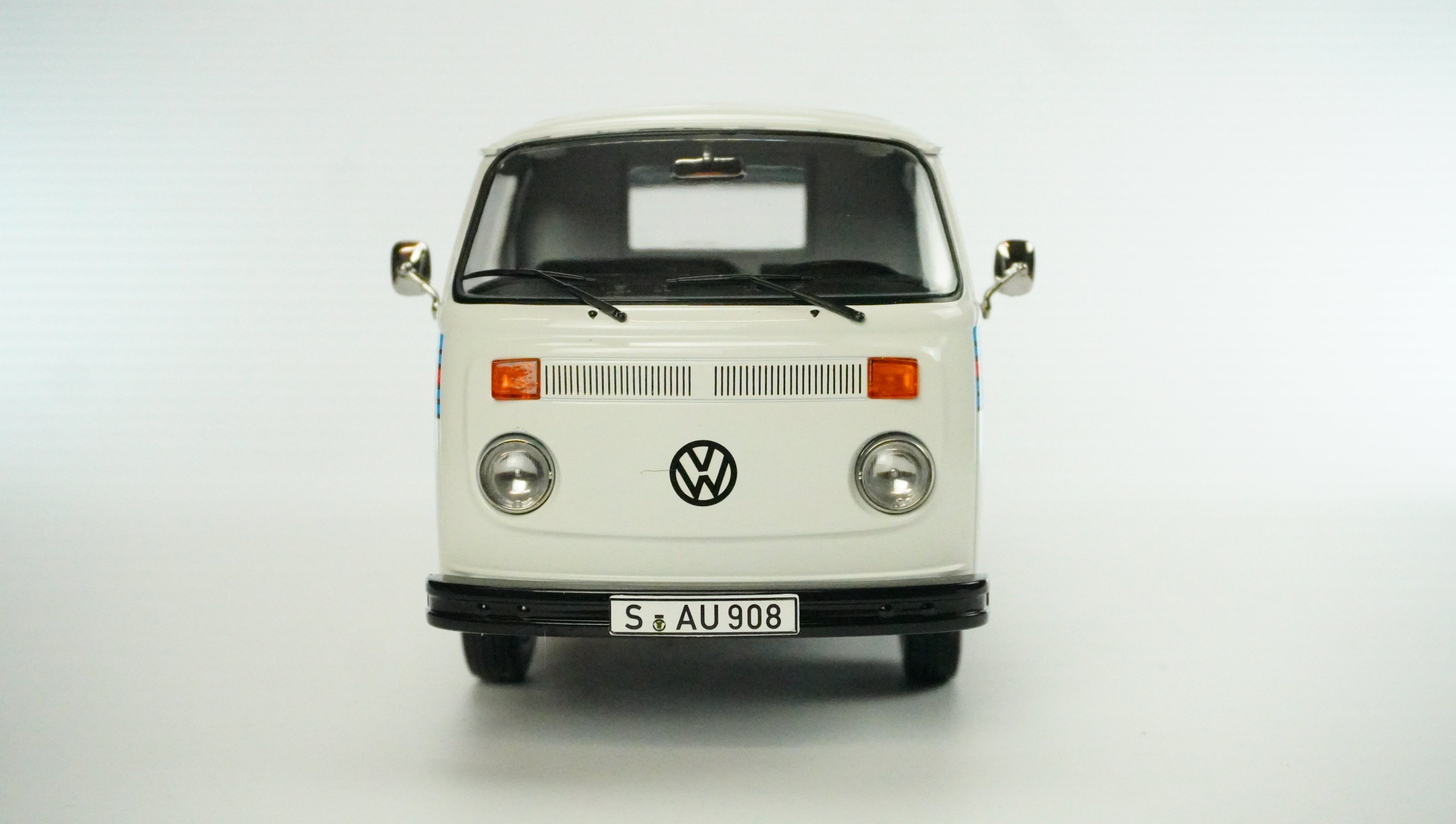 VW Golf T2b Transporter Martini 1972 1:18