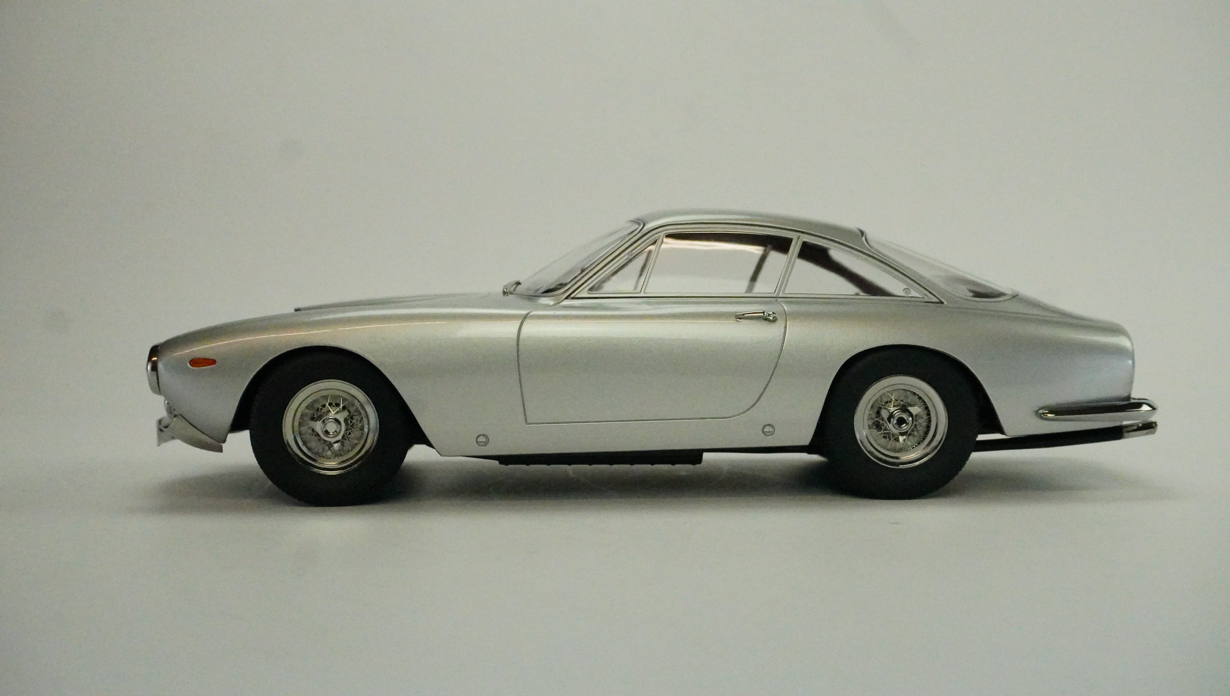Ferrari 250 GT Lusso 1962 1:18