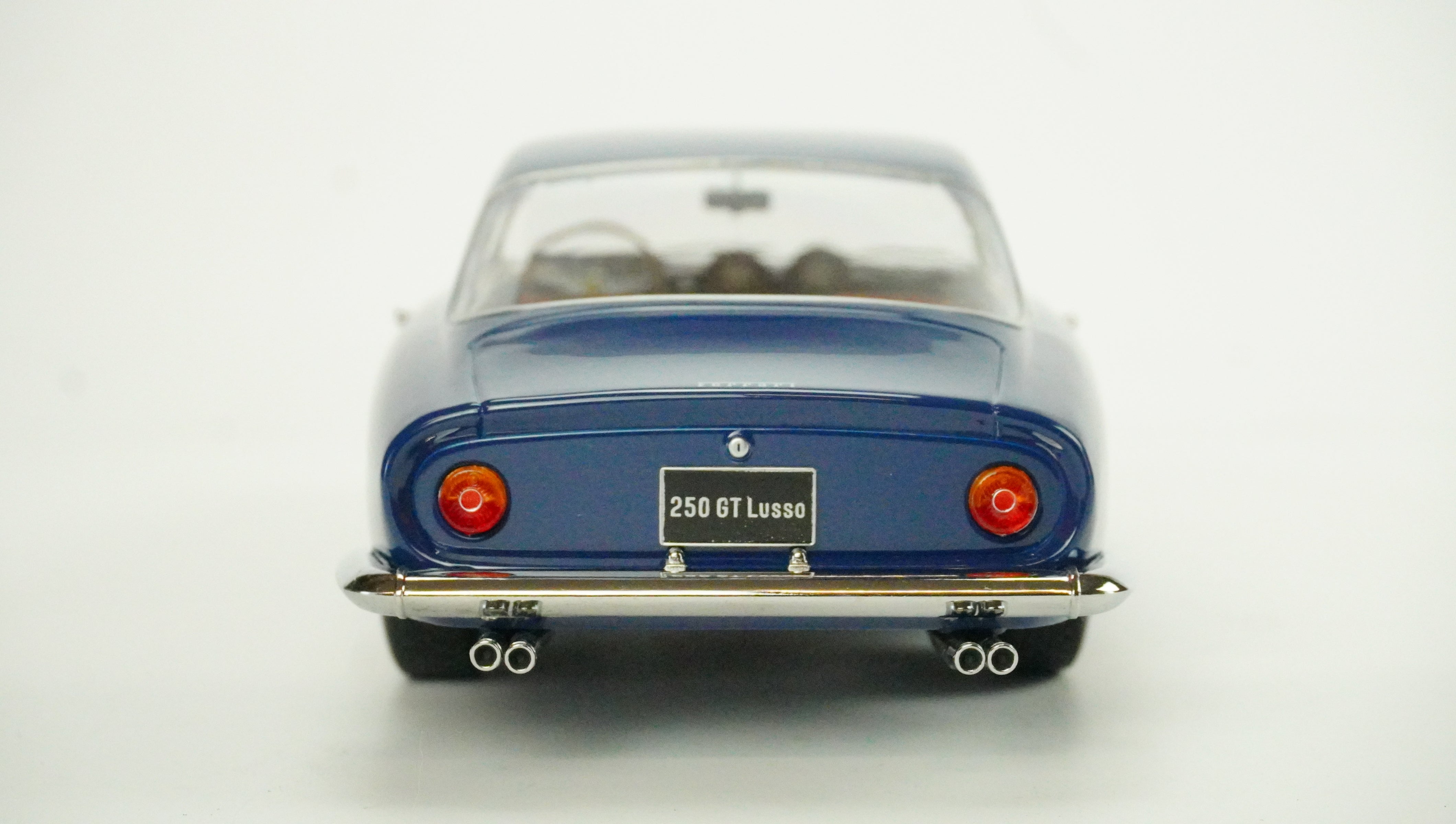 Ferrari 250 GT Lusso 1962 1:18