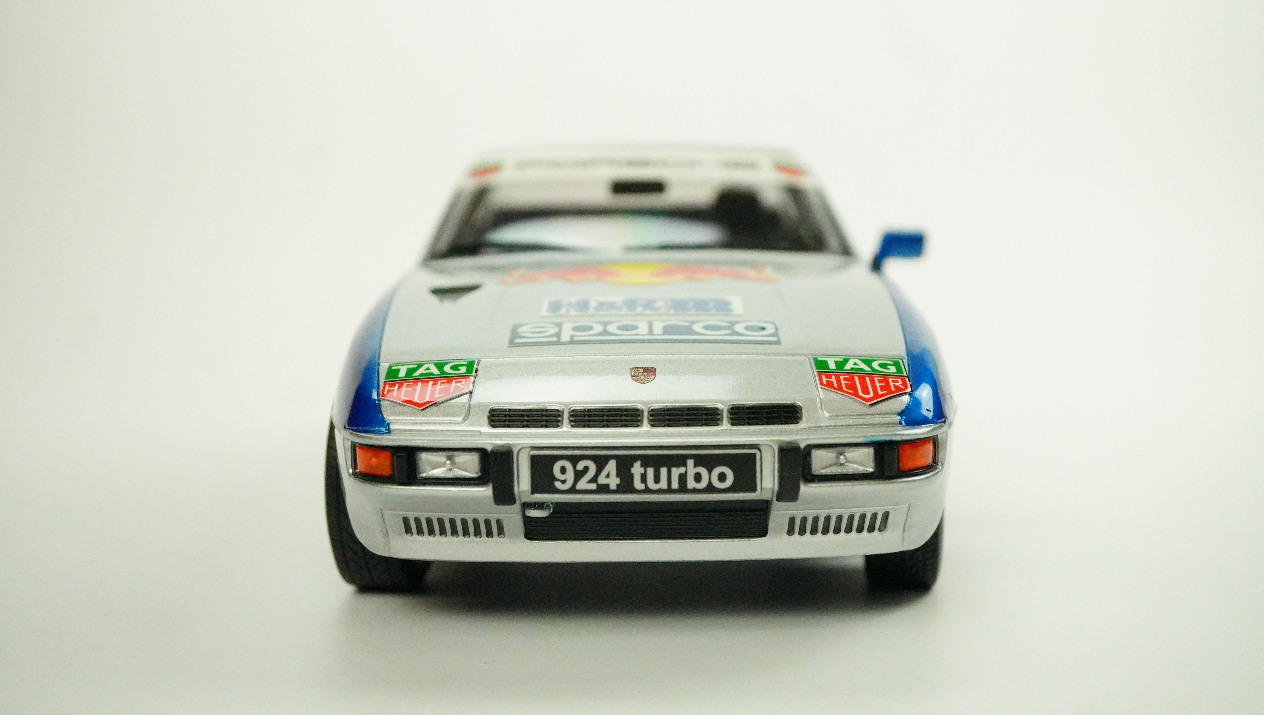 Porsche 924 Turbo Red Bull Umbau Rarität 1986 1:18