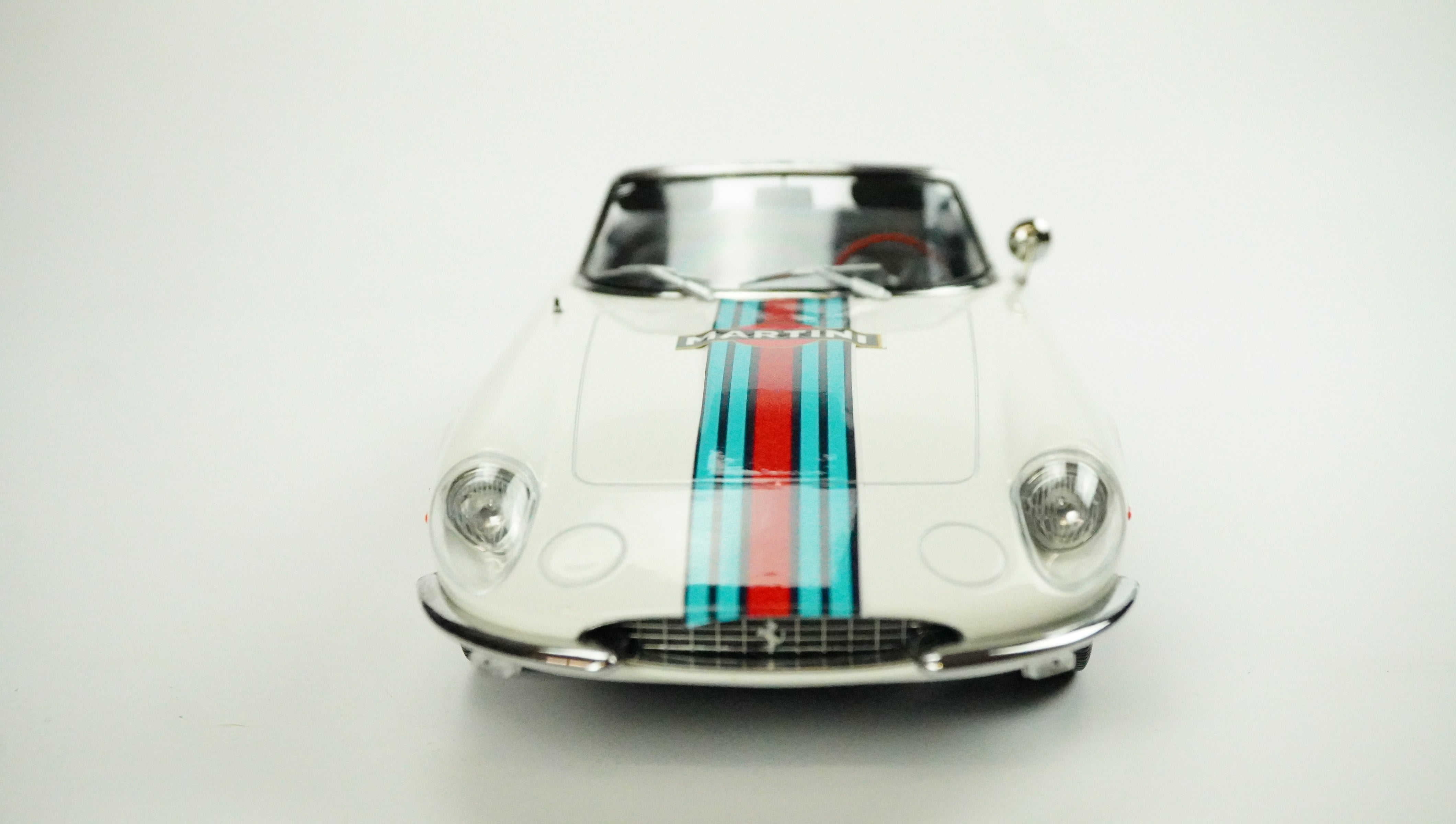 Ferrari 365 California Spyder Martini Rarität 1966 1:18
