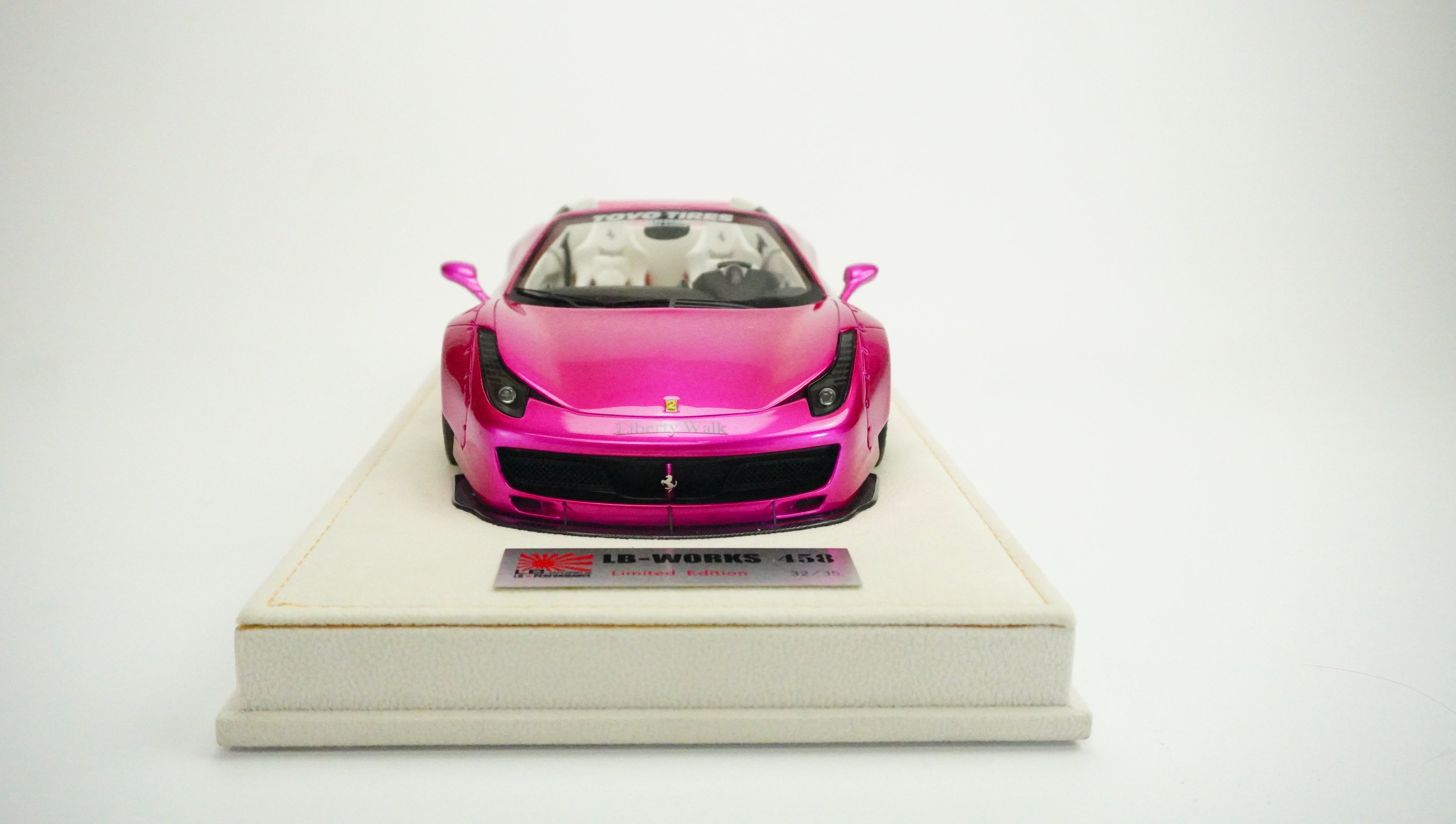 Ferrari 458 LB-Works Spider Limited (incl. Showcase) 1:18