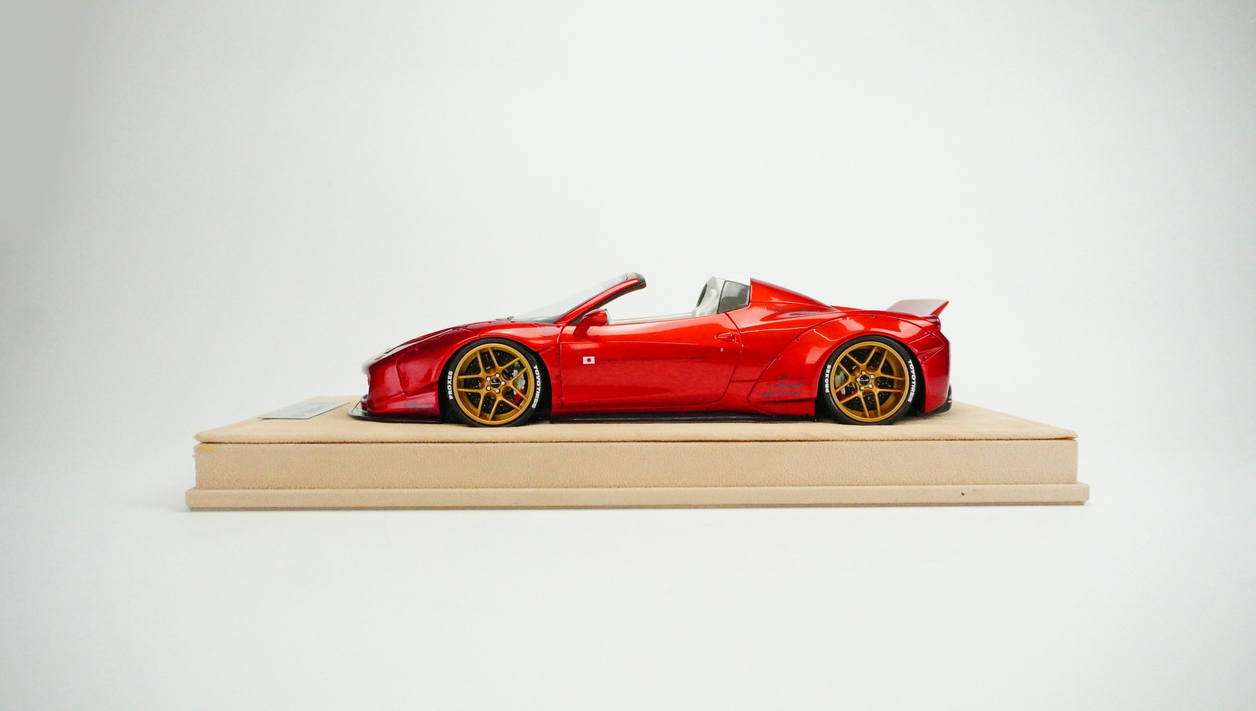 Ferrari 458 LB-Works Spider Limited (incl. Showcase) 1:18