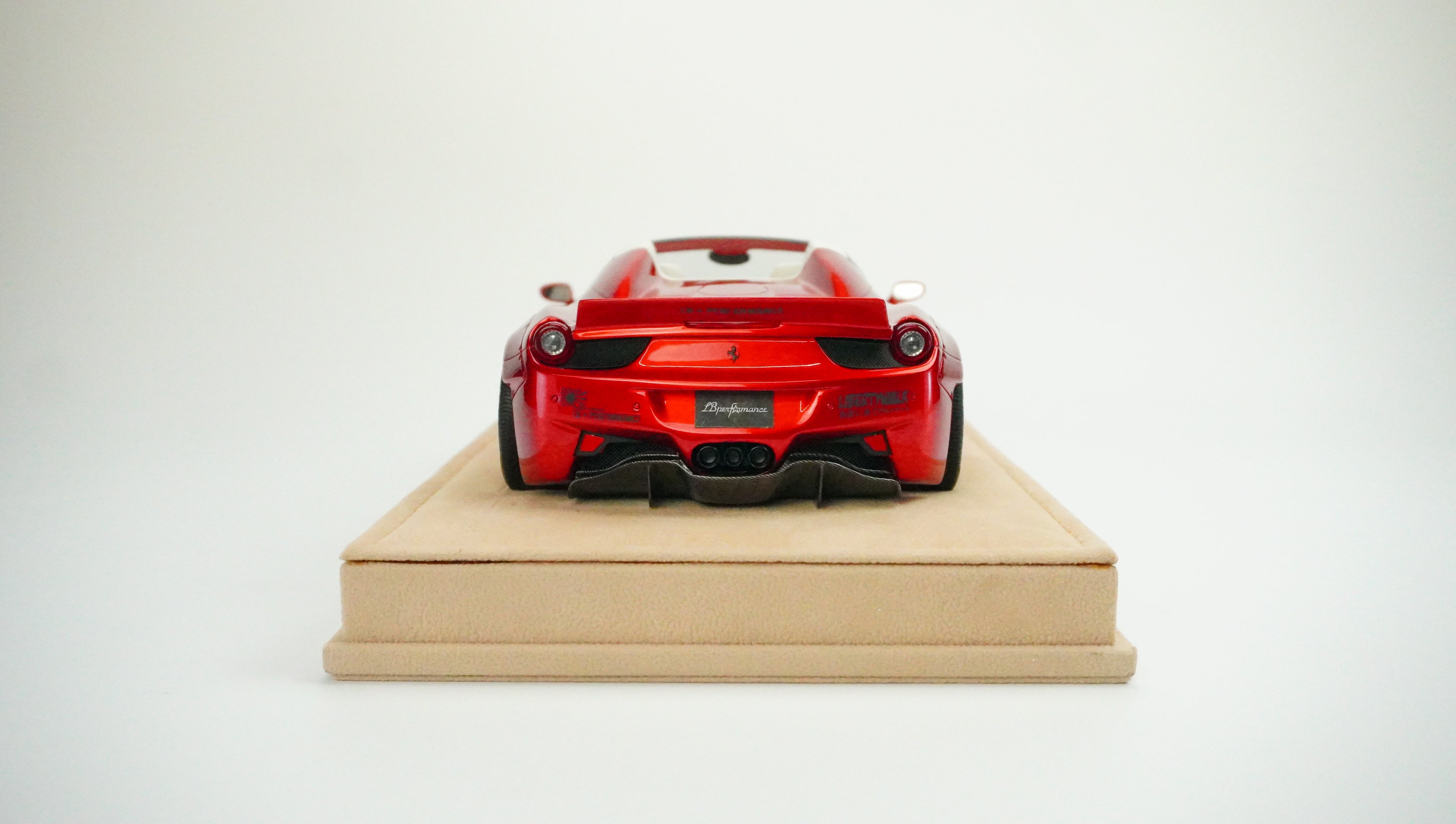 Ferrari 458 LB-Works Spider Limited (incl. Showcase) 1:18