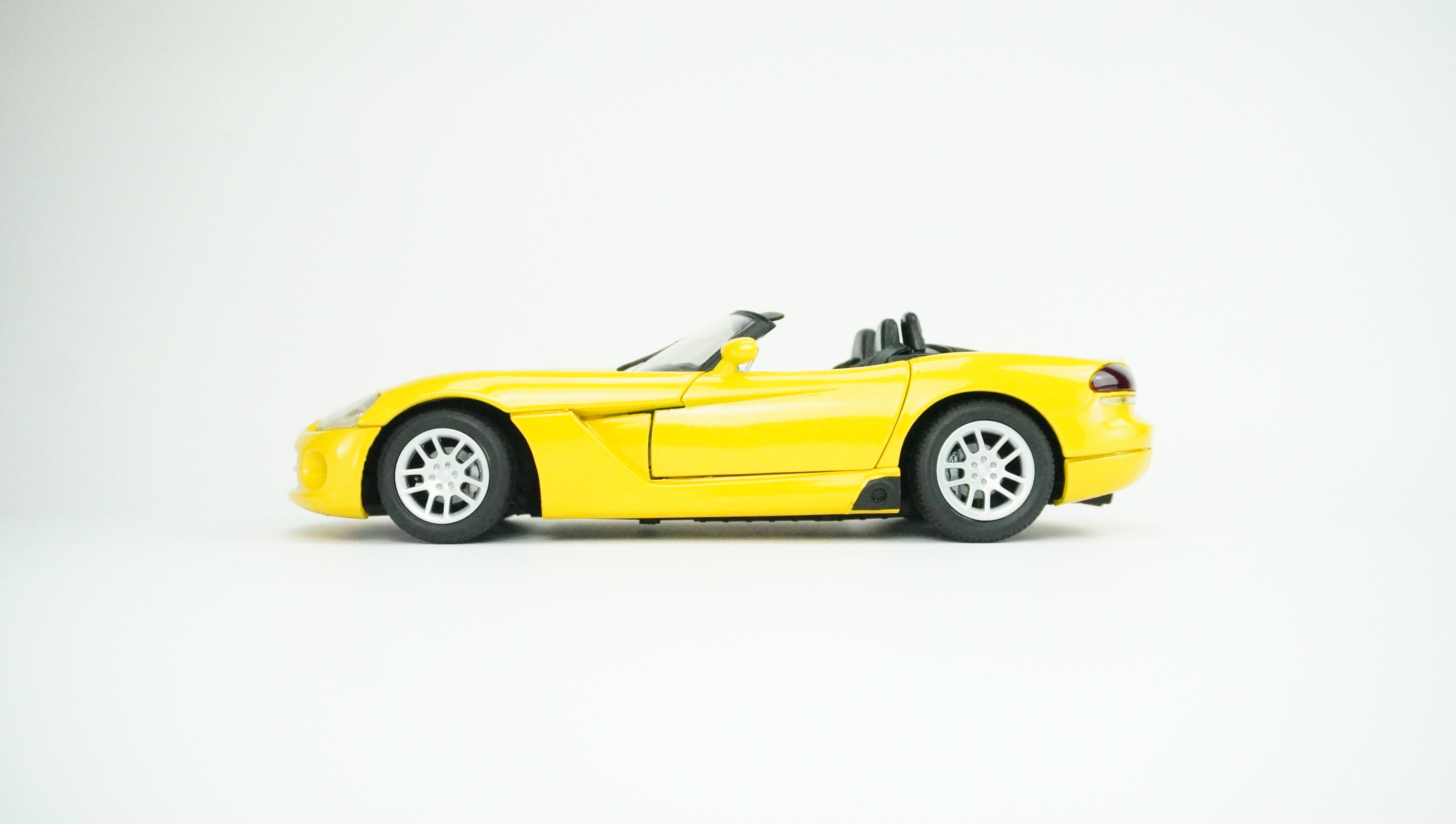 Dodge Viper-SRT-10 Cabrio (ohne Verpackung) 1:18