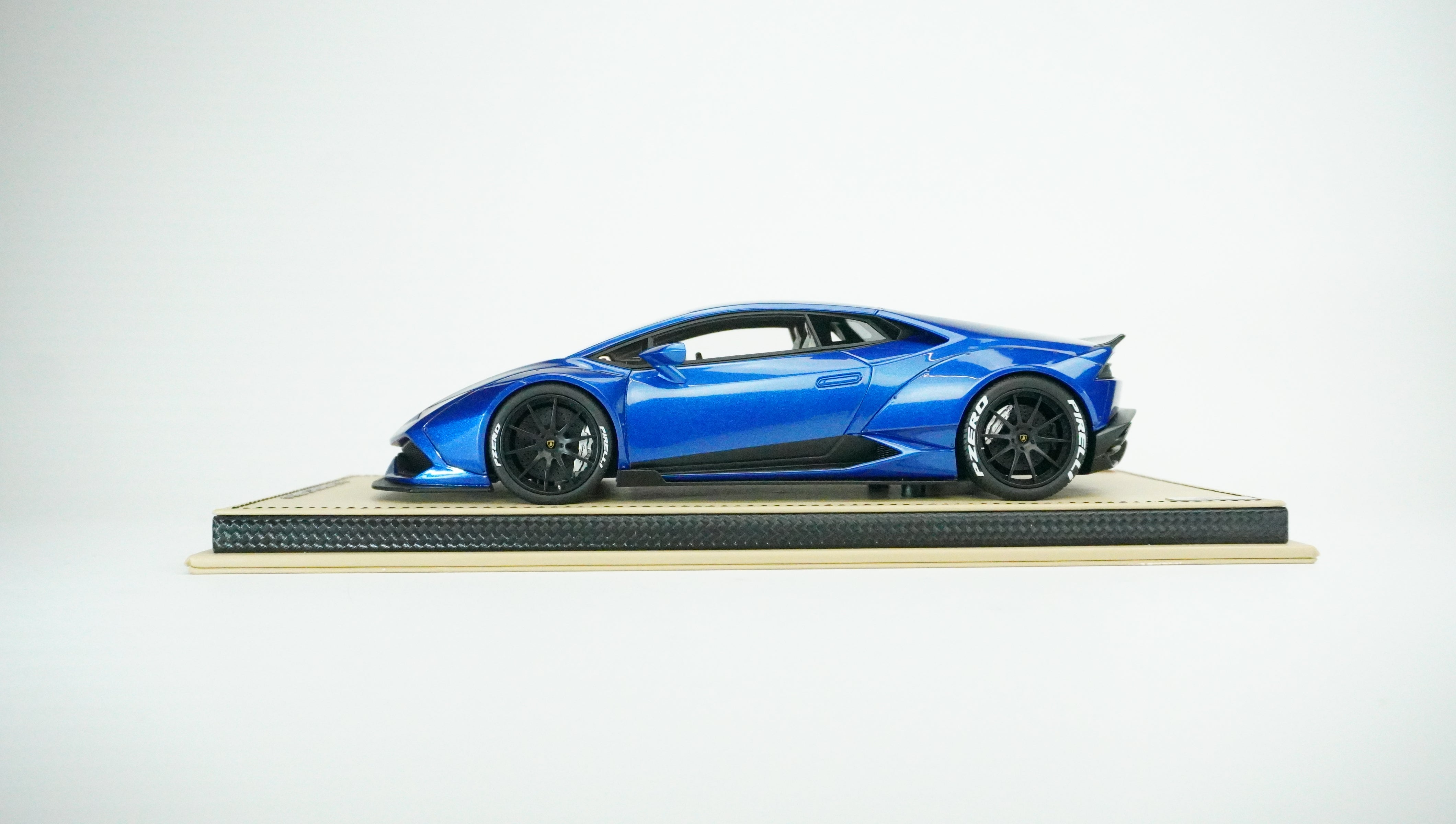 Lamborghini Huracán Limited (incl. Showcase) 2017 1:18