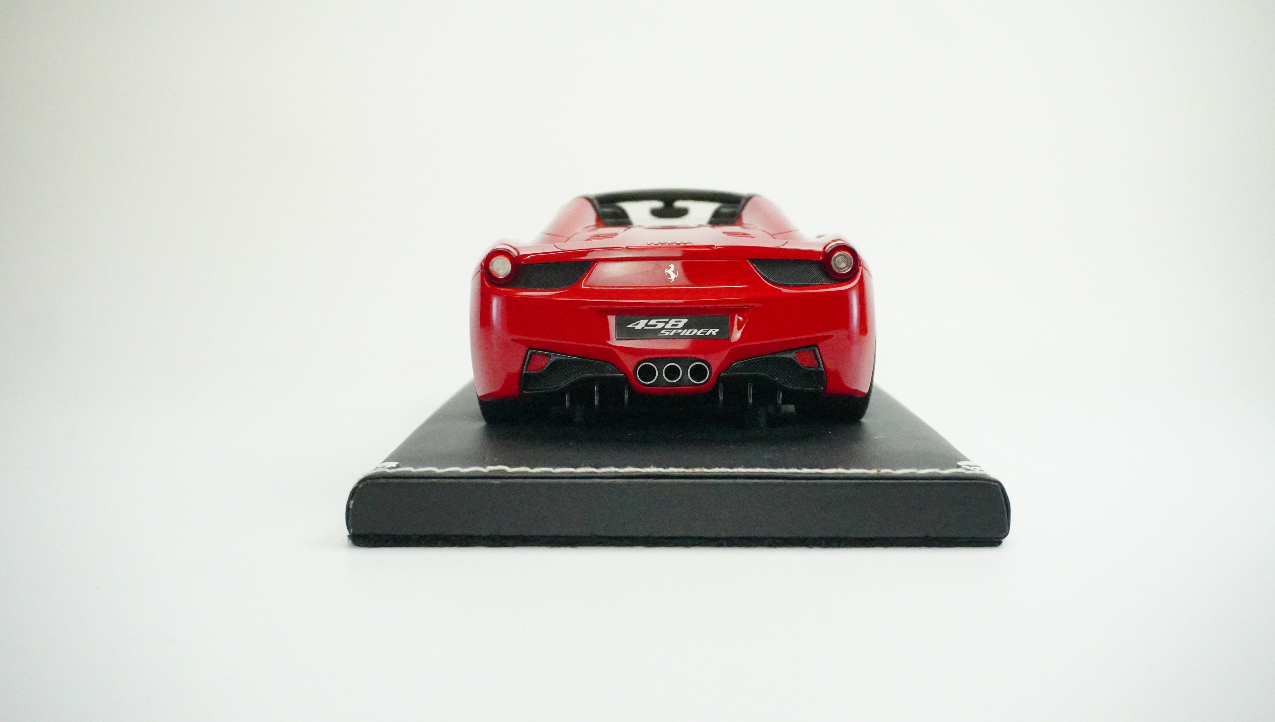 Ferrari 458 Spider Limited 2012 1:18