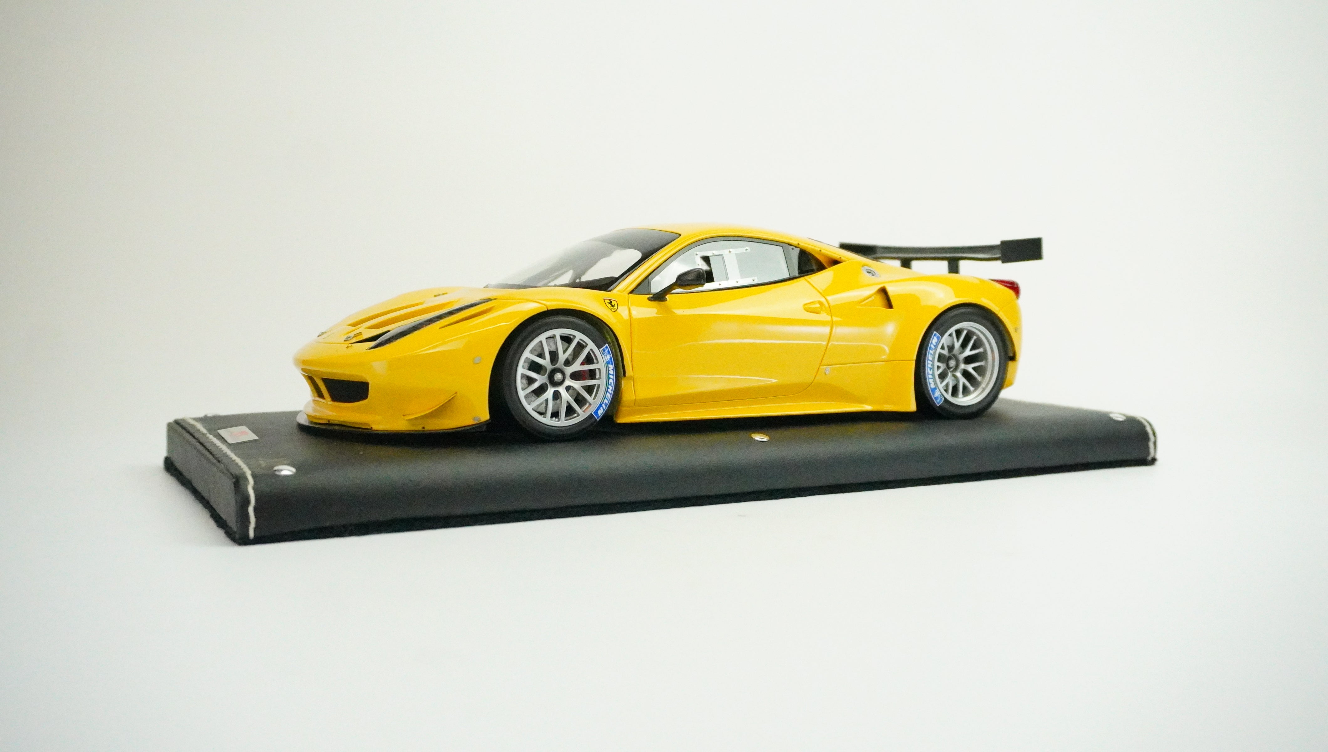 Ferrari 458 GT2 Limited 2012 1:18