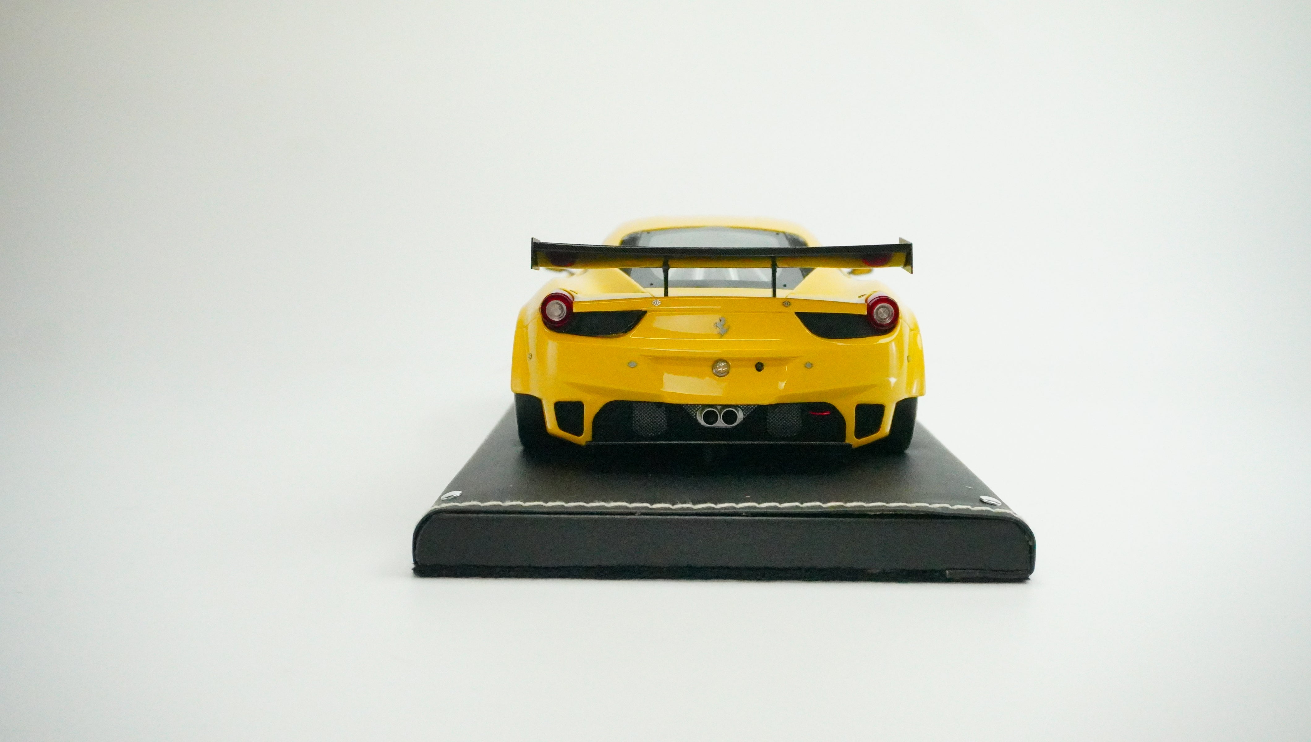 Ferrari 458 GT2 Limited 2012 1:18