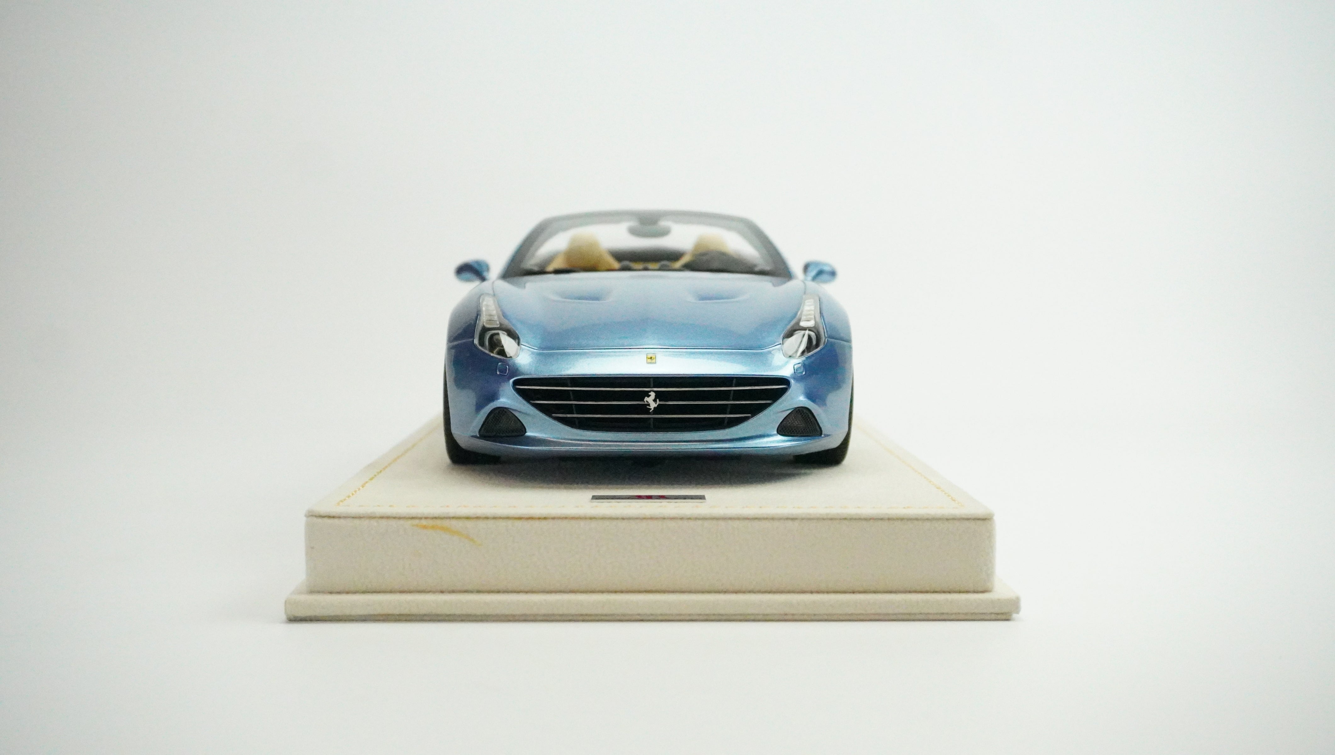 Ferrari California T Cabrio Limited (incl. Showcase) 2015 1:18