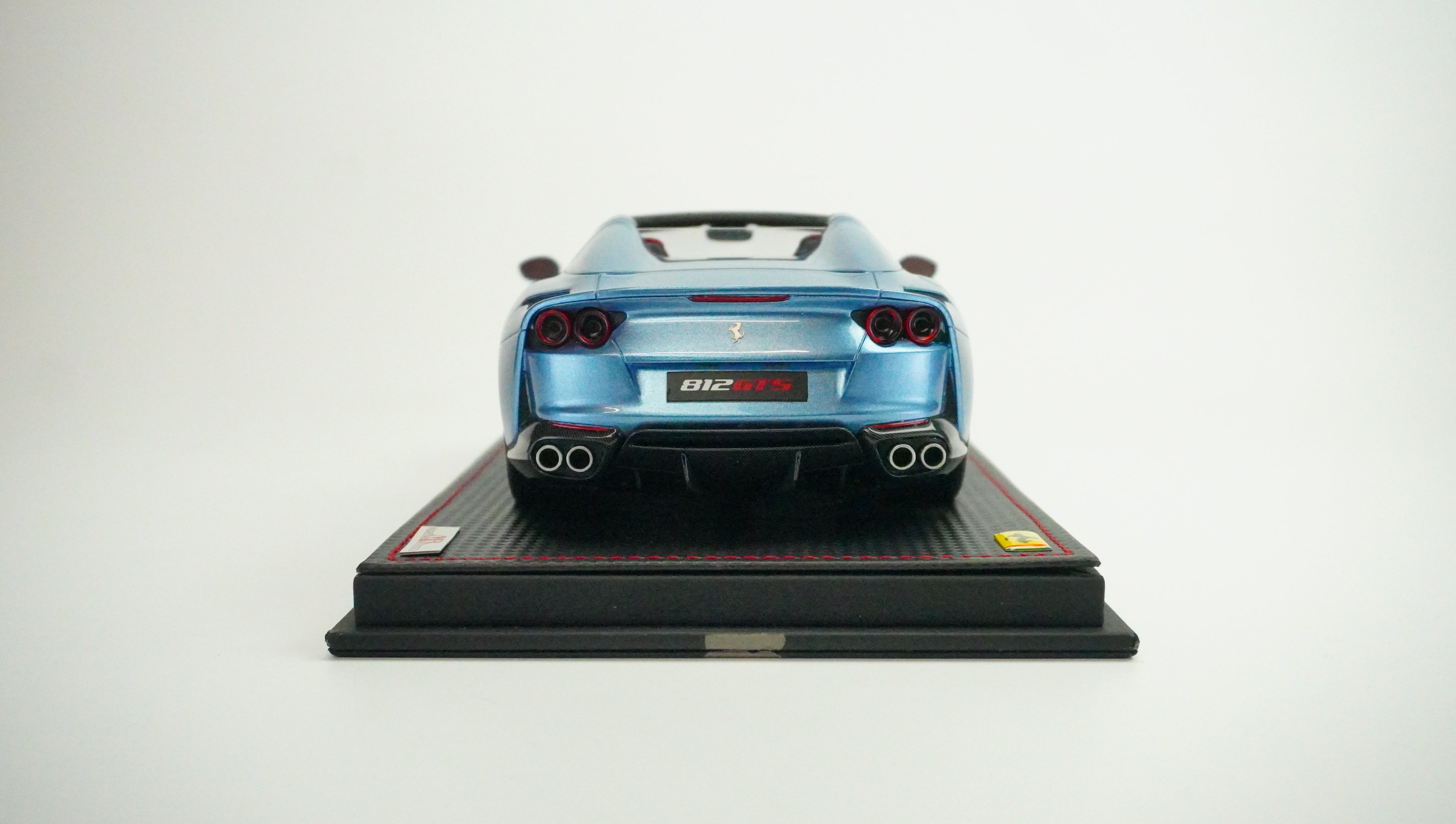 Ferrari 812 GTS Spider Limited (incl. Showcase) 2021 1:18