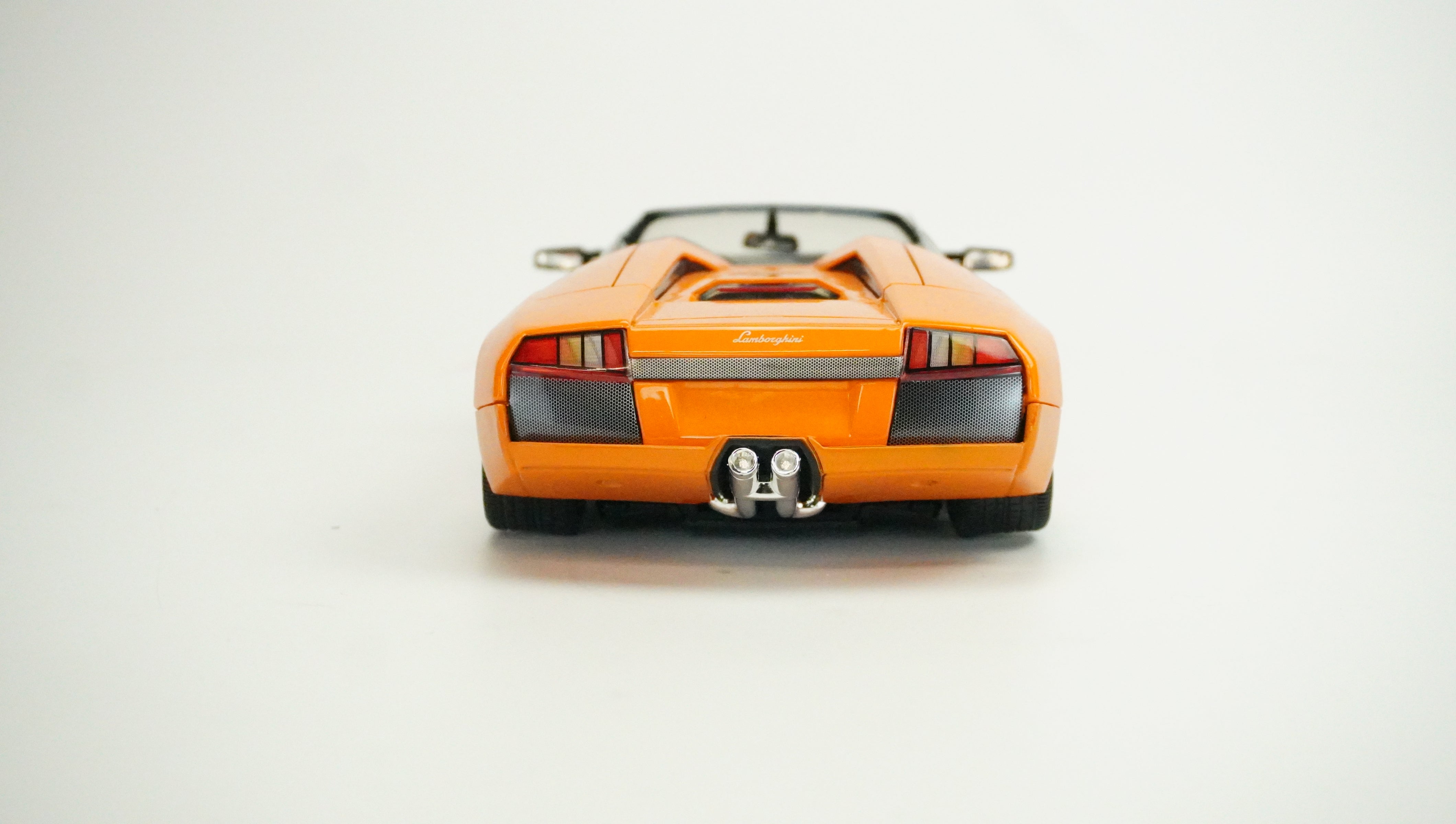 Lamborghini Murcielago Roadster 1:18