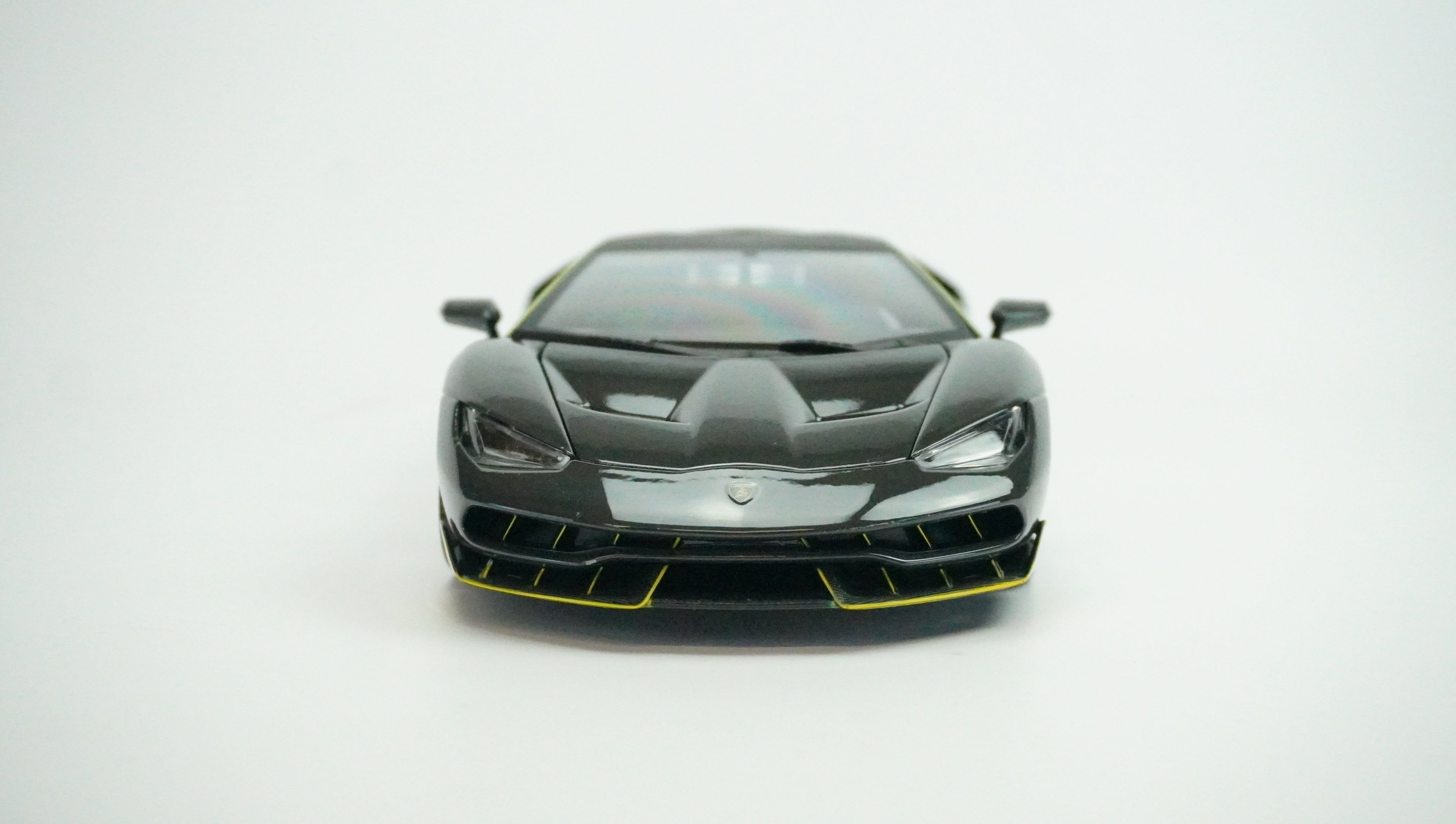 Lamborghini Centenario 1:18