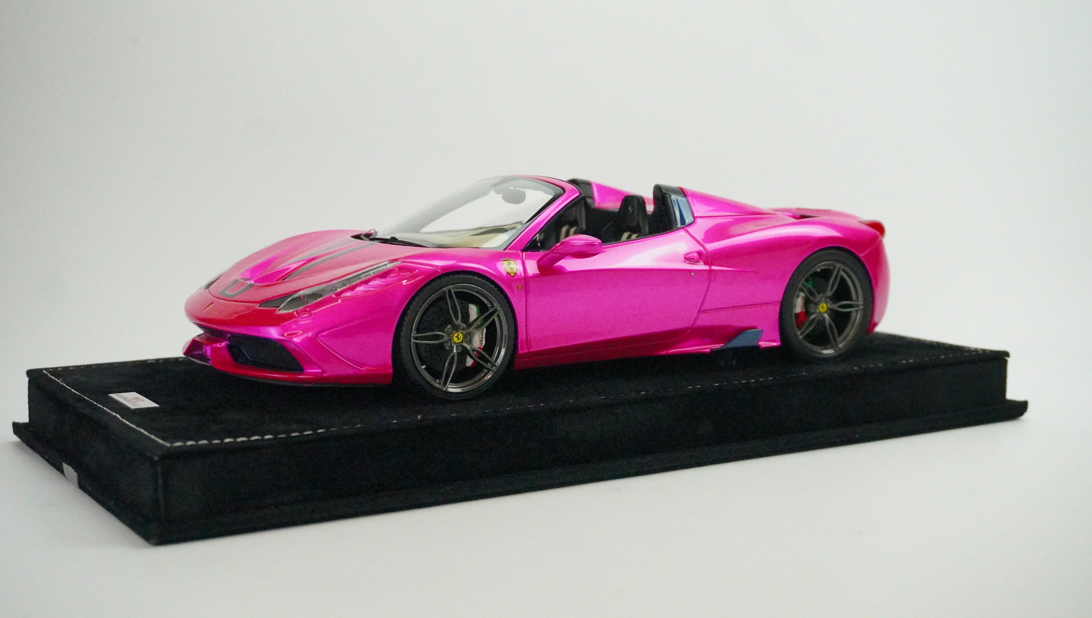 Ferrari 458 Speciale A Spider Limited (incl. Showcase) 1:18