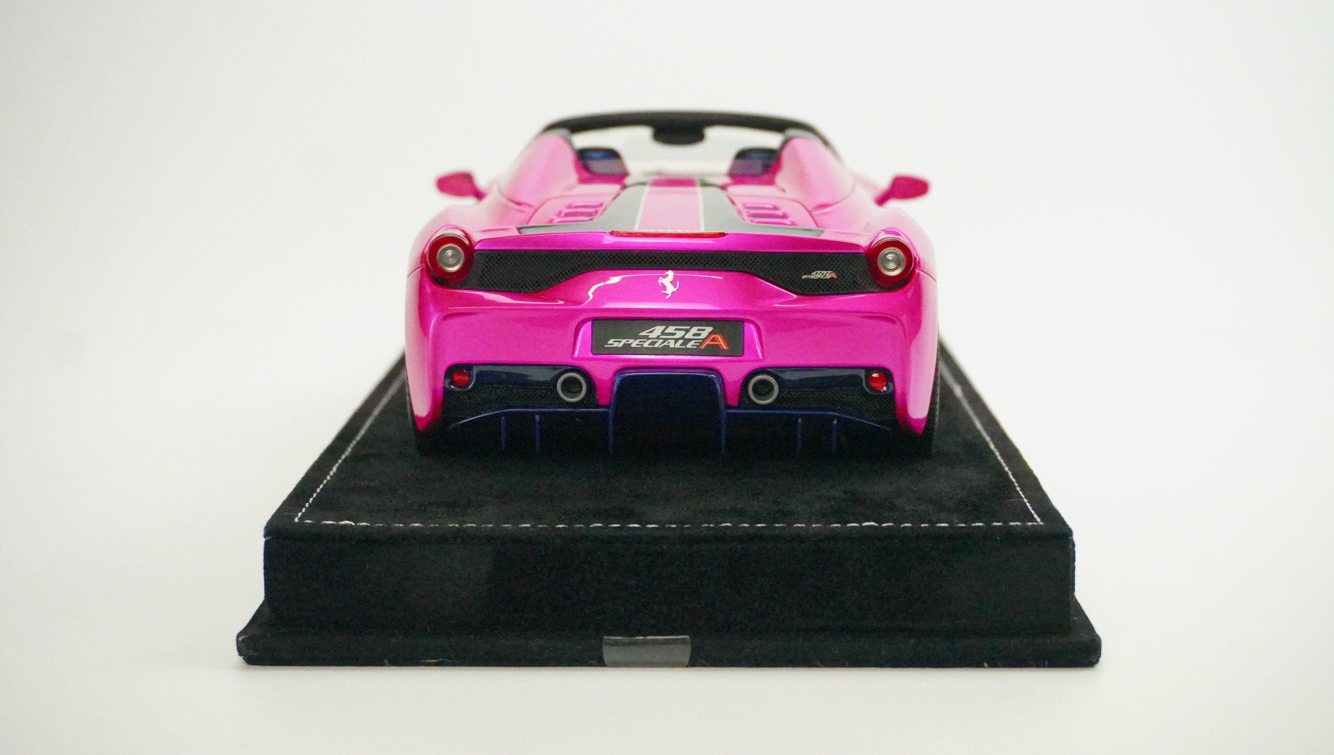 Ferrari 458 Speciale A Spider Limited (incl. Showcase) 1:18