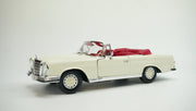 Mercedes Benz 280SE Cabrio 1:18