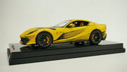 Ferrari 812 Competizione Limited (incl. Showcase) 1:18