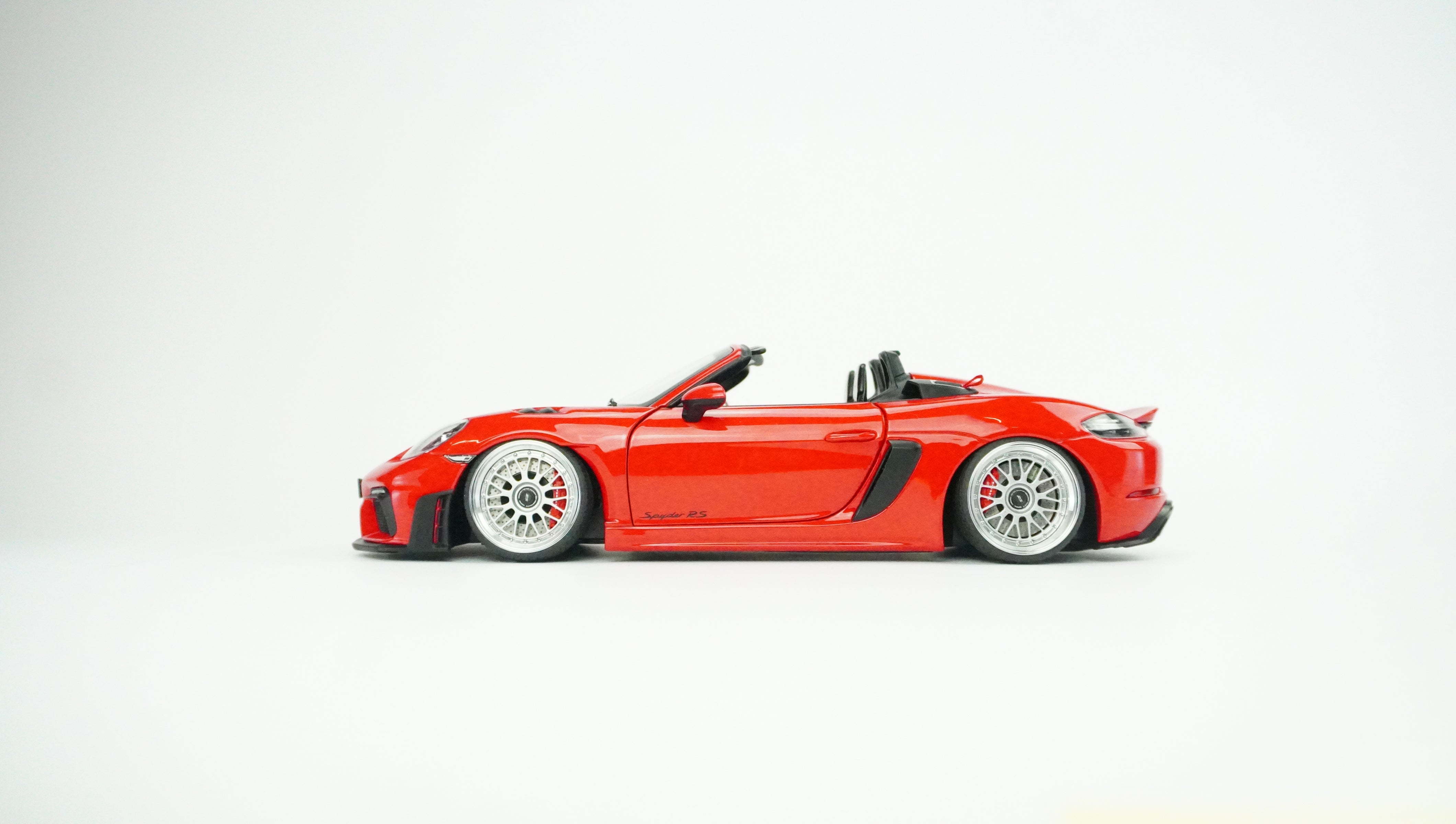 Porsche 718 Spyder 1:18