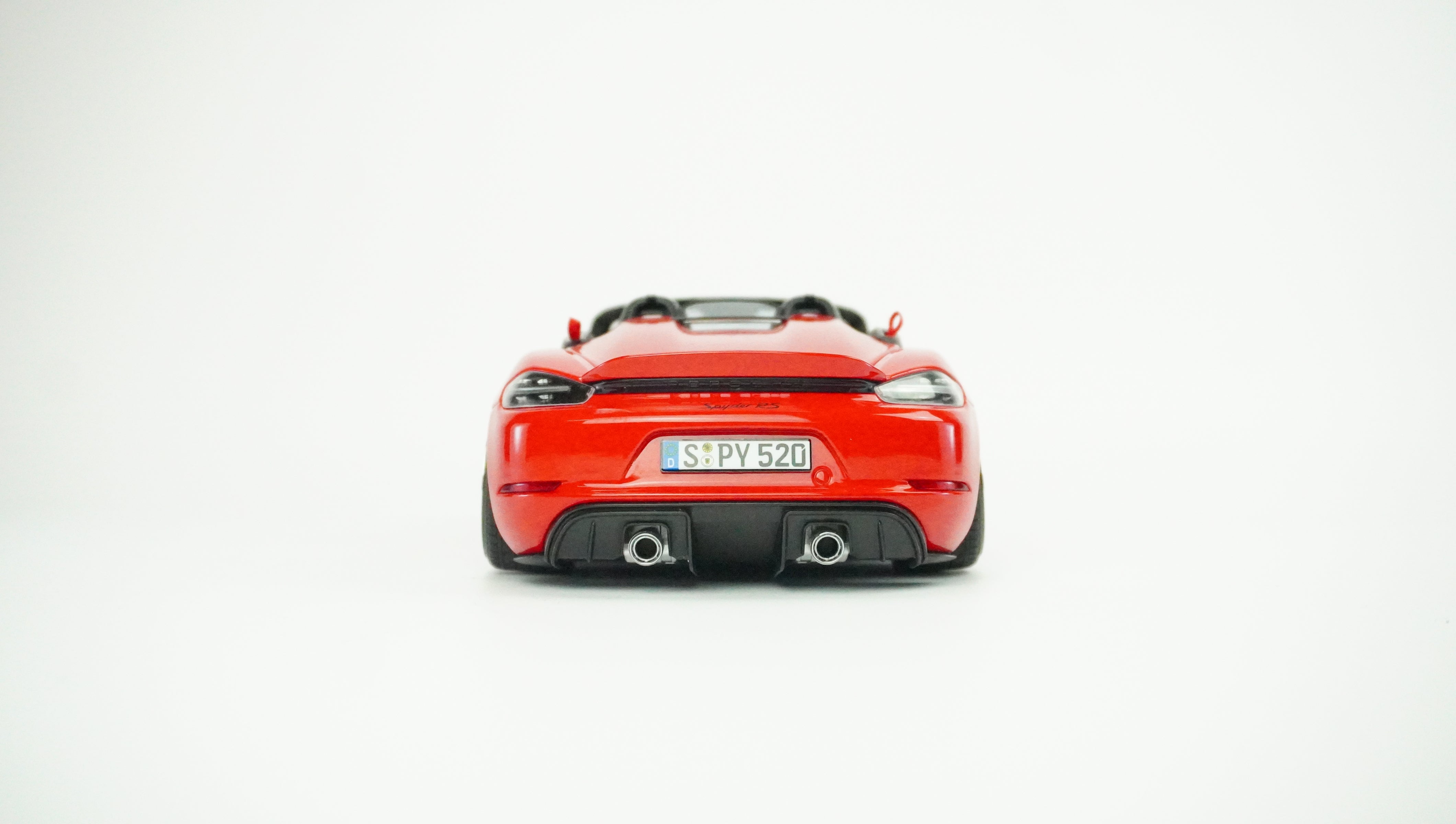 Porsche 718 Spyder 1:18