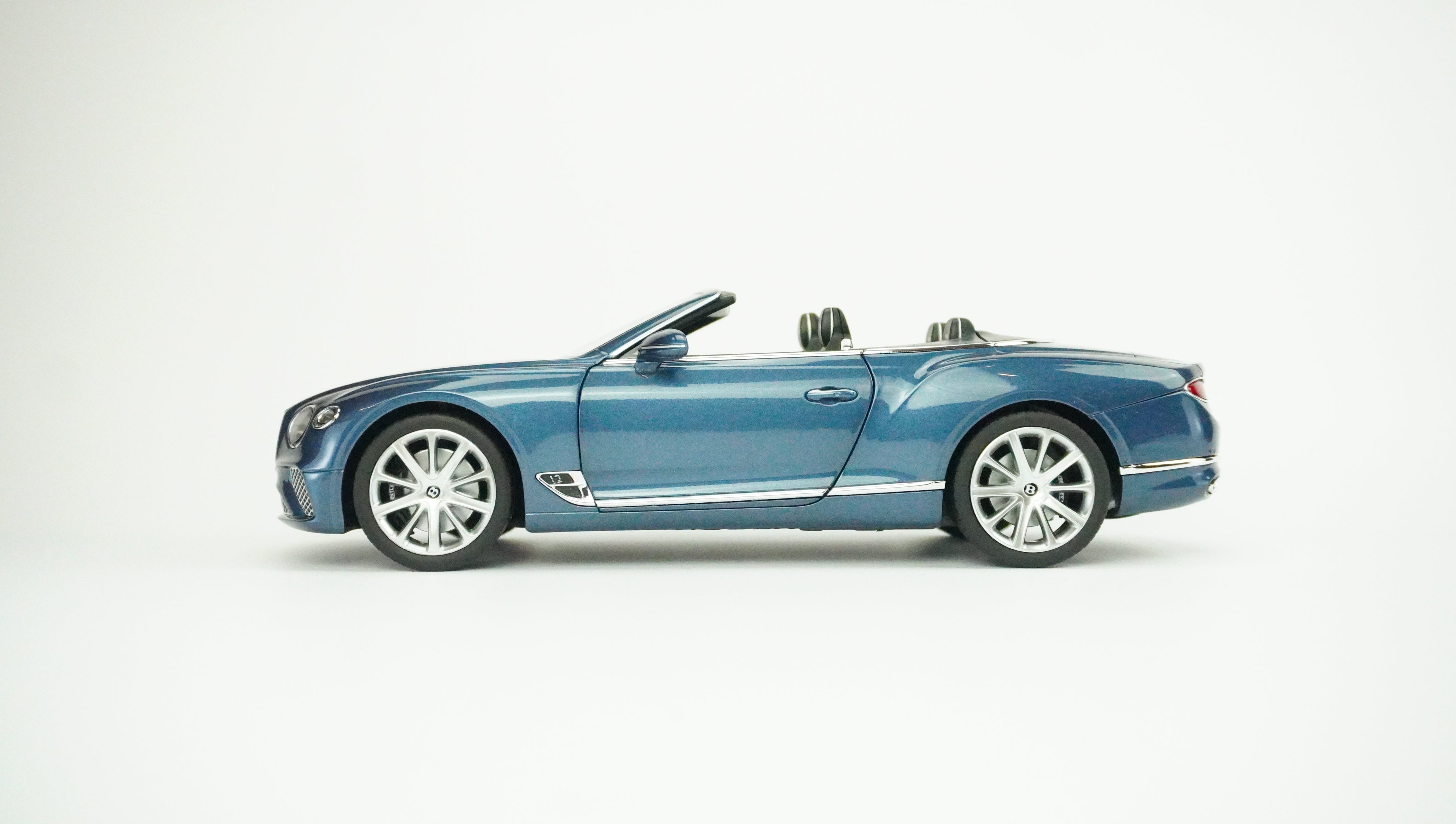 Bentley Continental GT Convertible 1:18