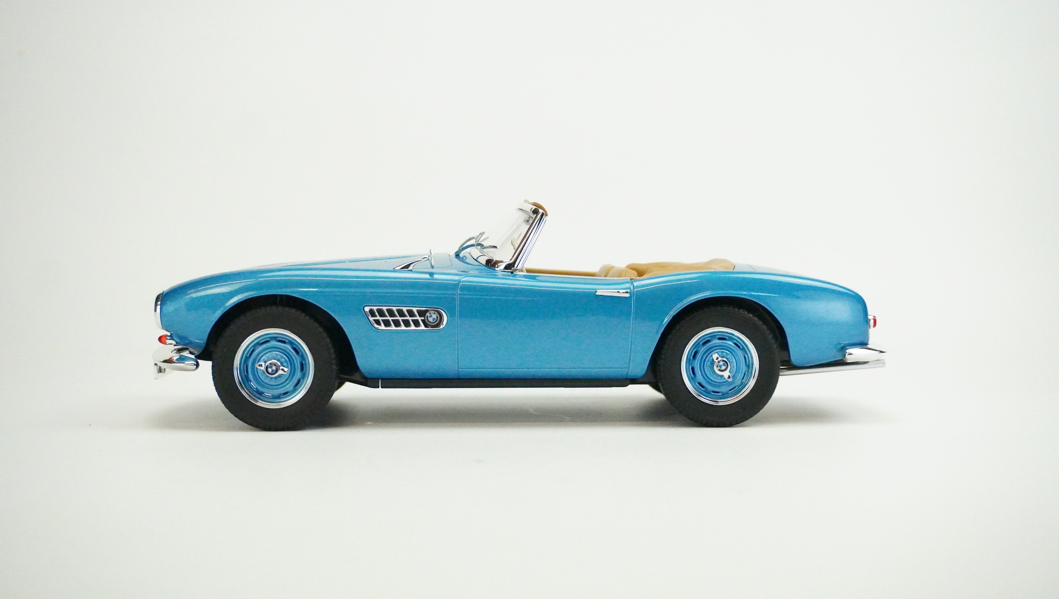 BMW 507 Convertible 1956 1:18