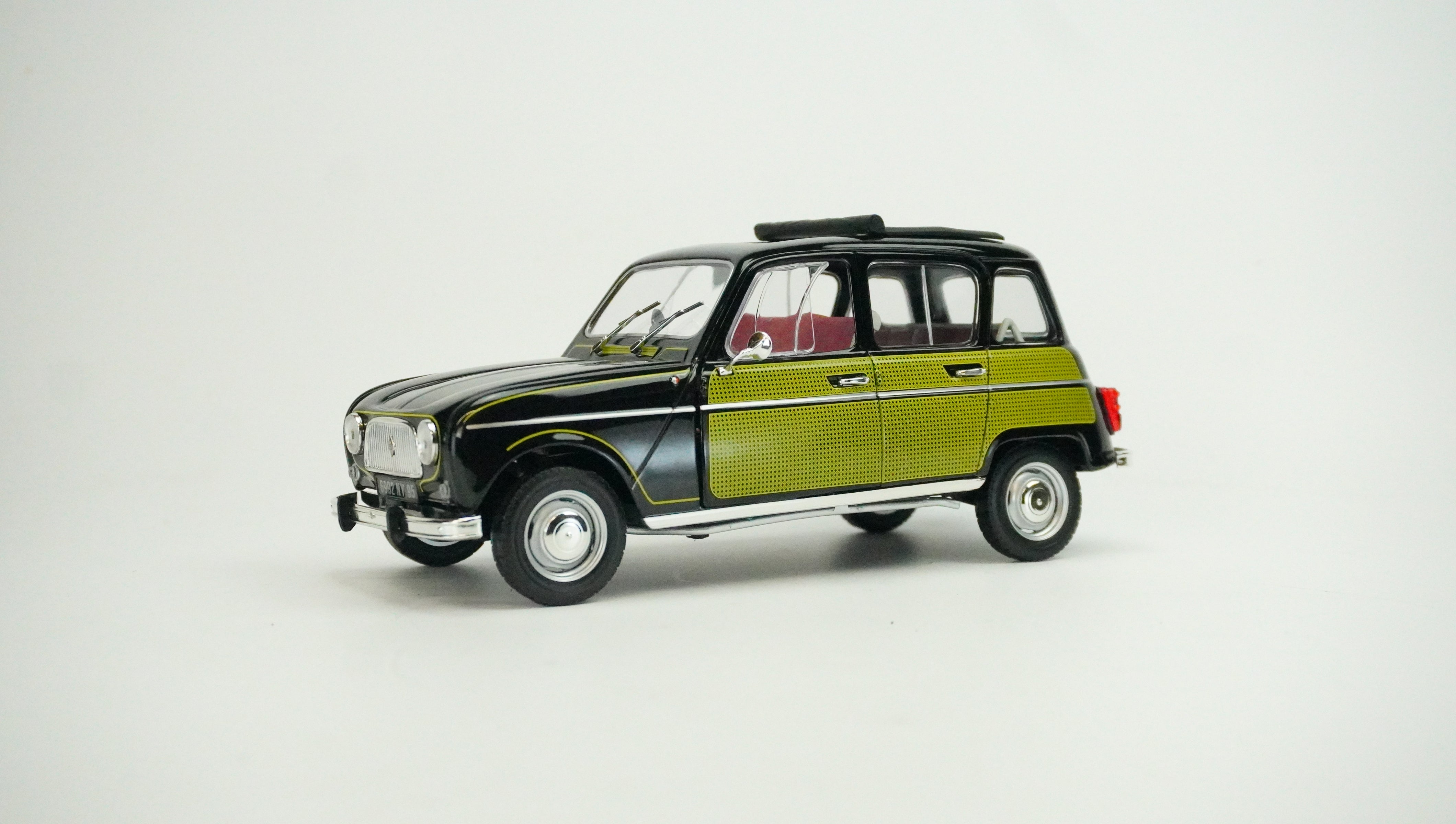 Renault 4 Parisienne Limited 1963 1:18