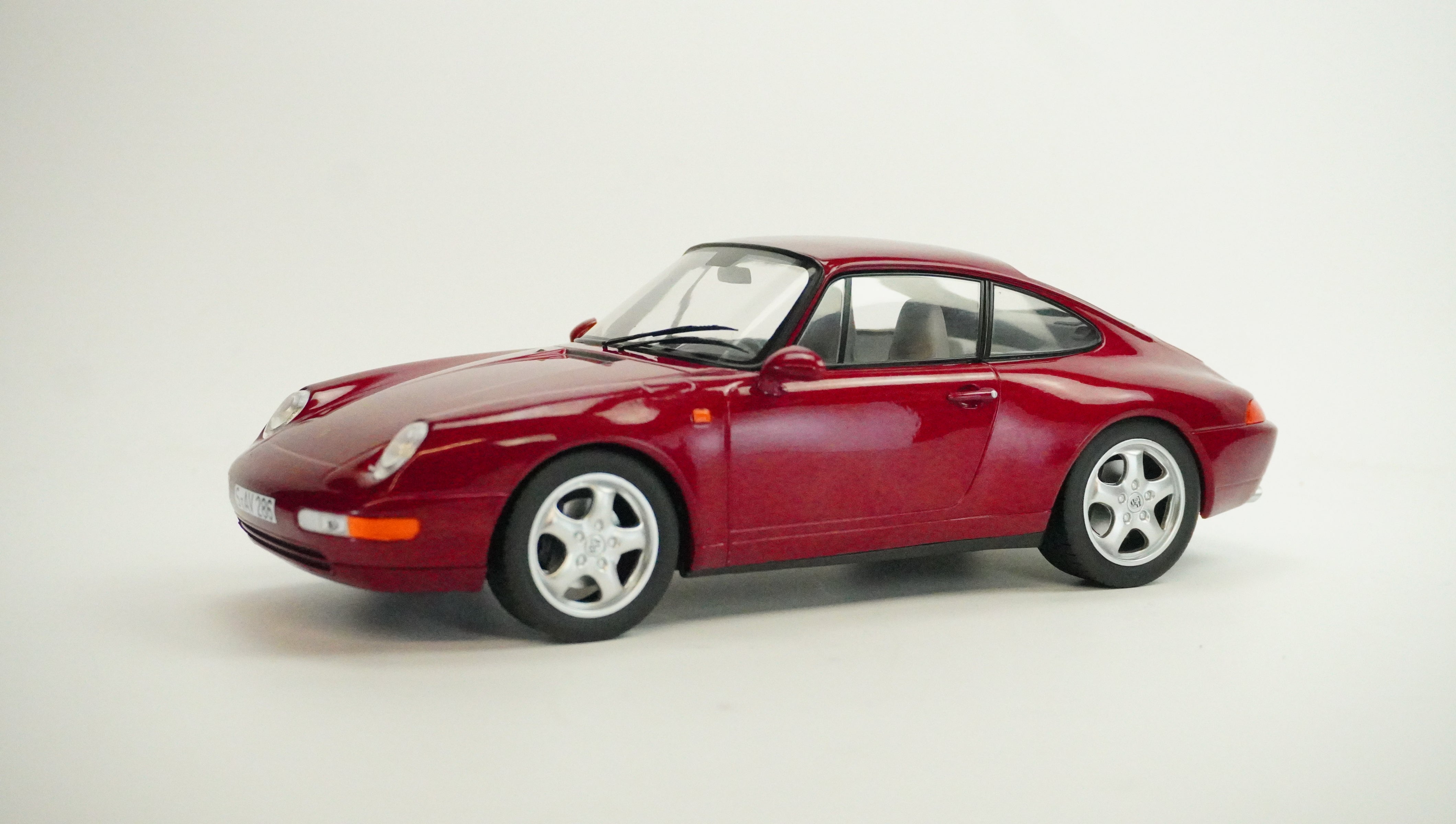 Porsche 911 (993) Carrera Limited 1994 1:18